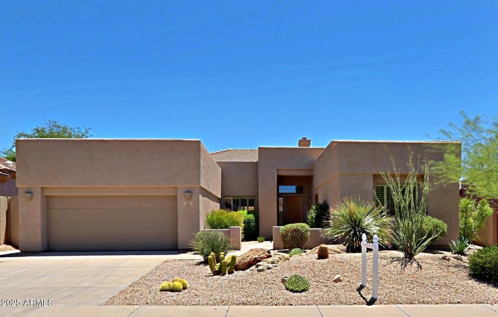 Photo of 7019 E Thirsty Cactus Lane, Scottsdale, AZ 85266 (MLS # 6952284)