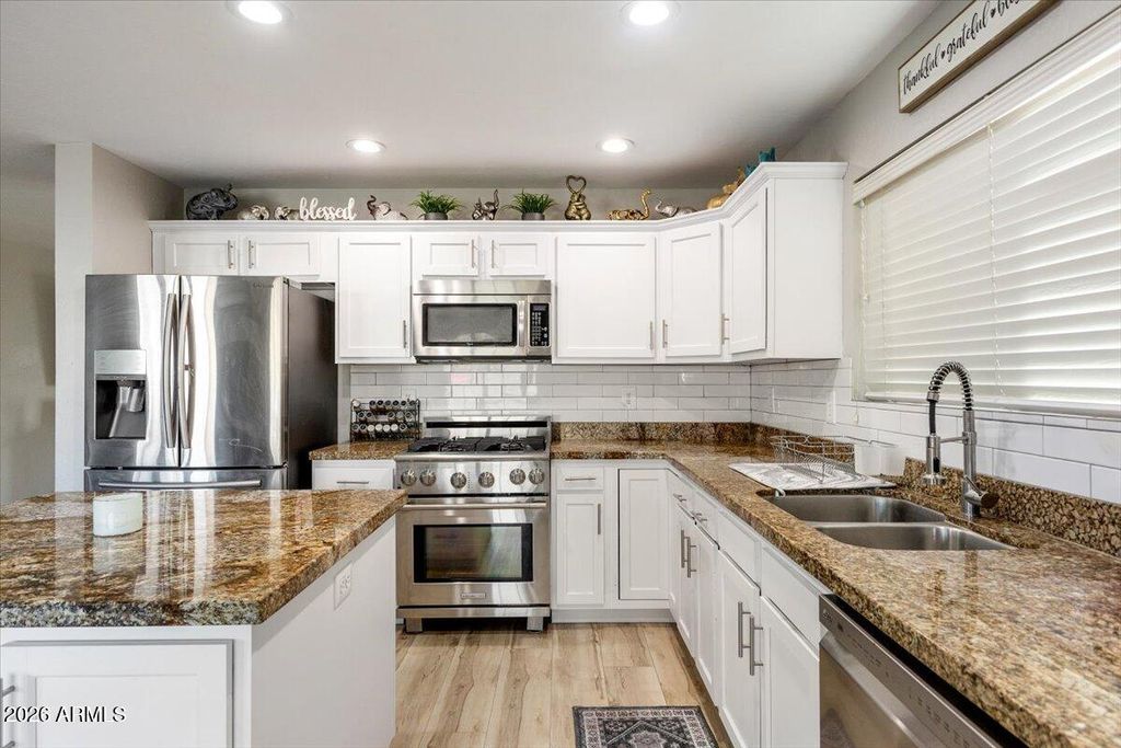 Photo of 2942 S Sierra Heights, Mesa, AZ 85212 (MLS # 6974349)