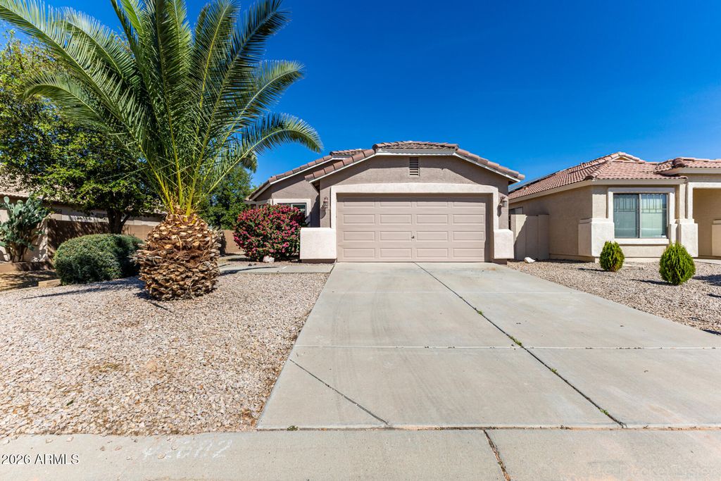 Photo of 2682 E Silversmith Trail, San Tan Valley, AZ 85143 (MLS # 6999828)