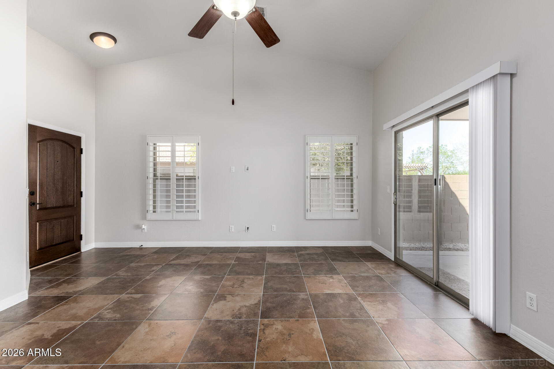 2682 E SILVERSMITH Trail