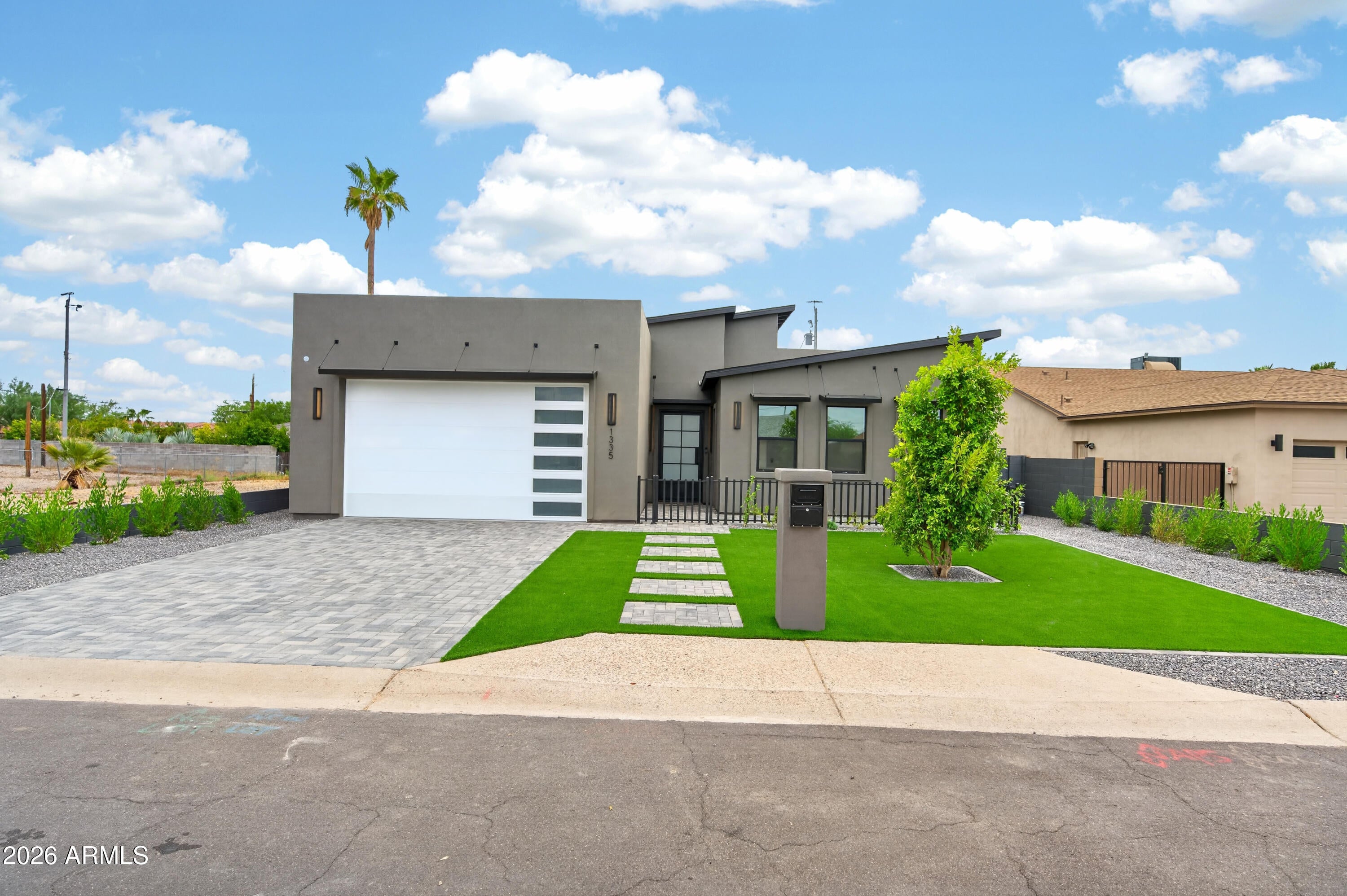 1335 E KALER Drive