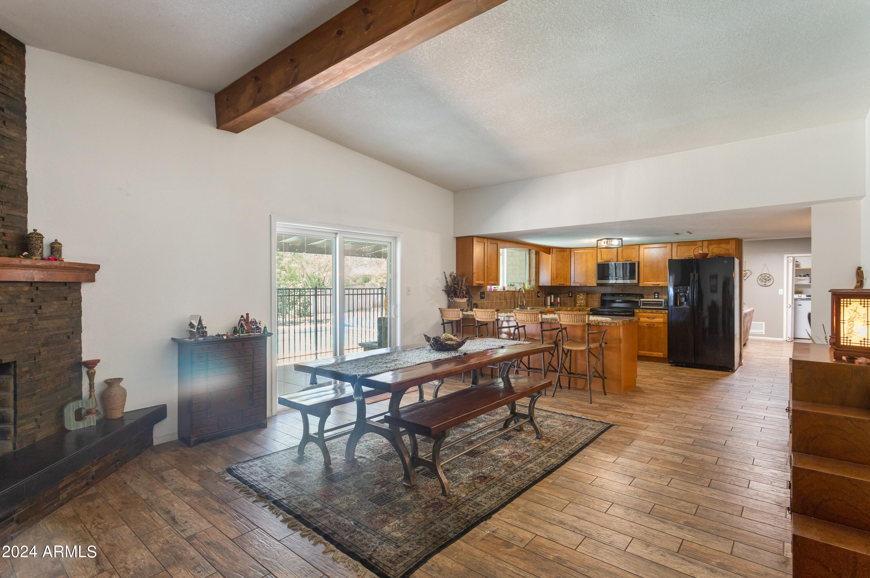 TOWN & COUNTRY ESTATES 6 - Residential