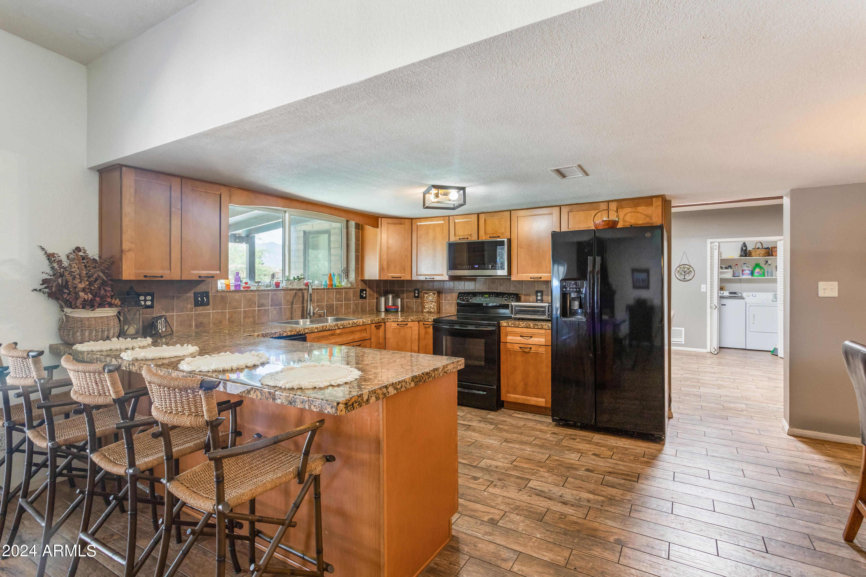 TOWN & COUNTRY ESTATES 6 - Residential