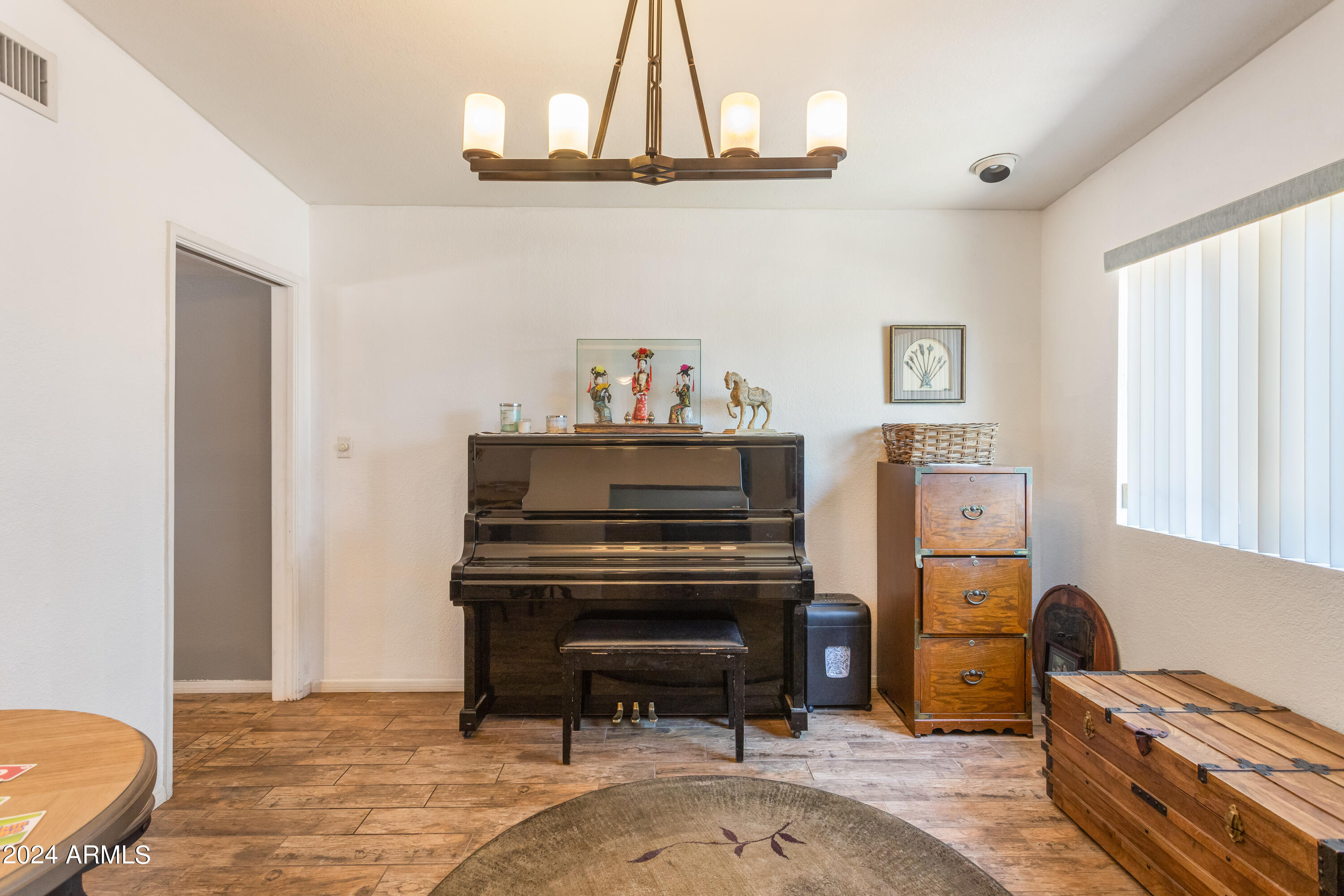 TOWN & COUNTRY ESTATES 6 - Residential