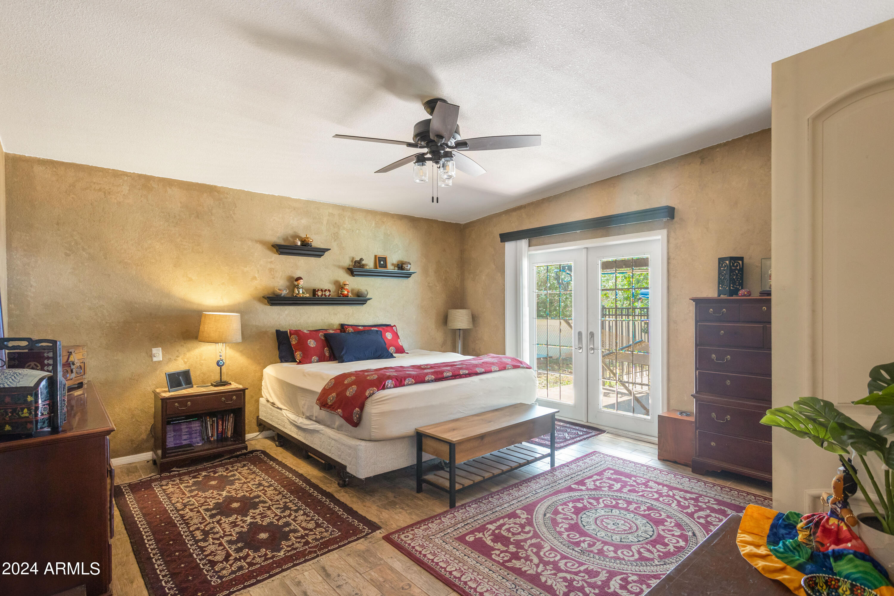 TOWN & COUNTRY ESTATES 6 - Residential