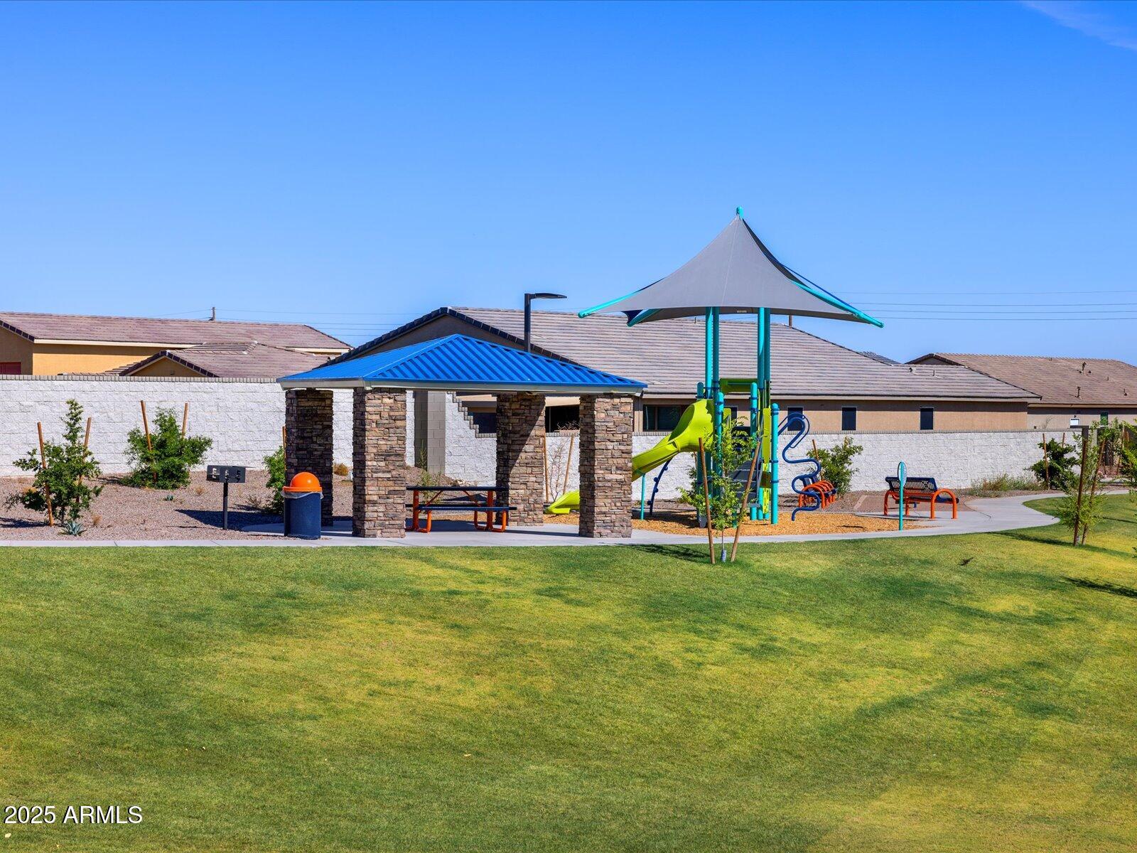 4225 W LISA Lane