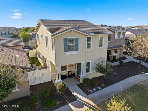 2245 S WALLRADE Lane Gilbert AZ 85295