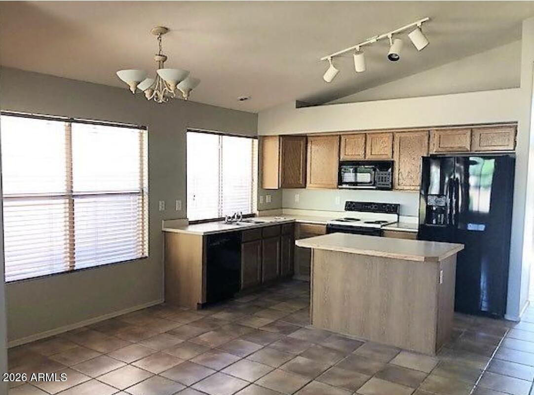 150 S Cobblestone Drive