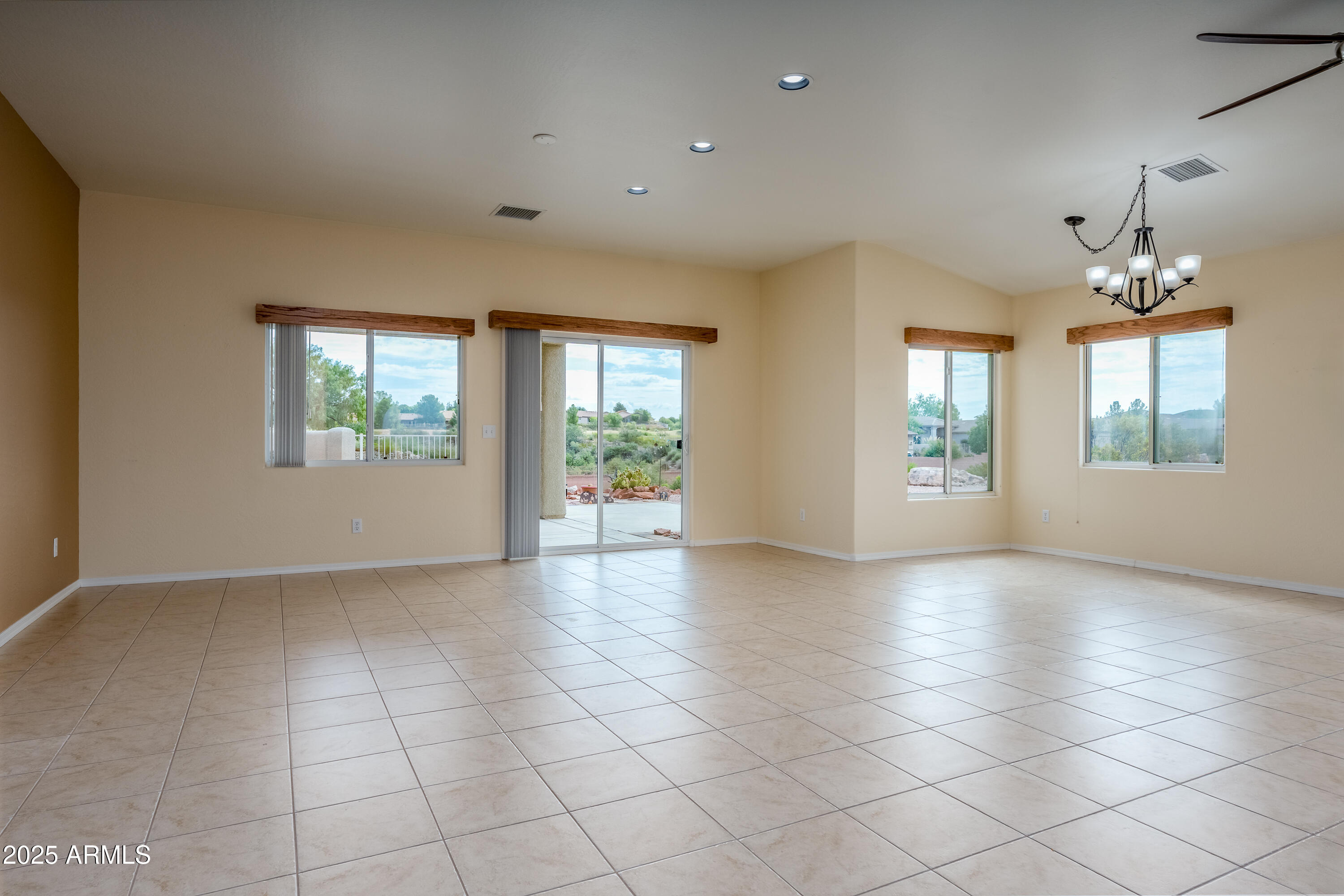 757 S RAINBOW RIDGE Drive