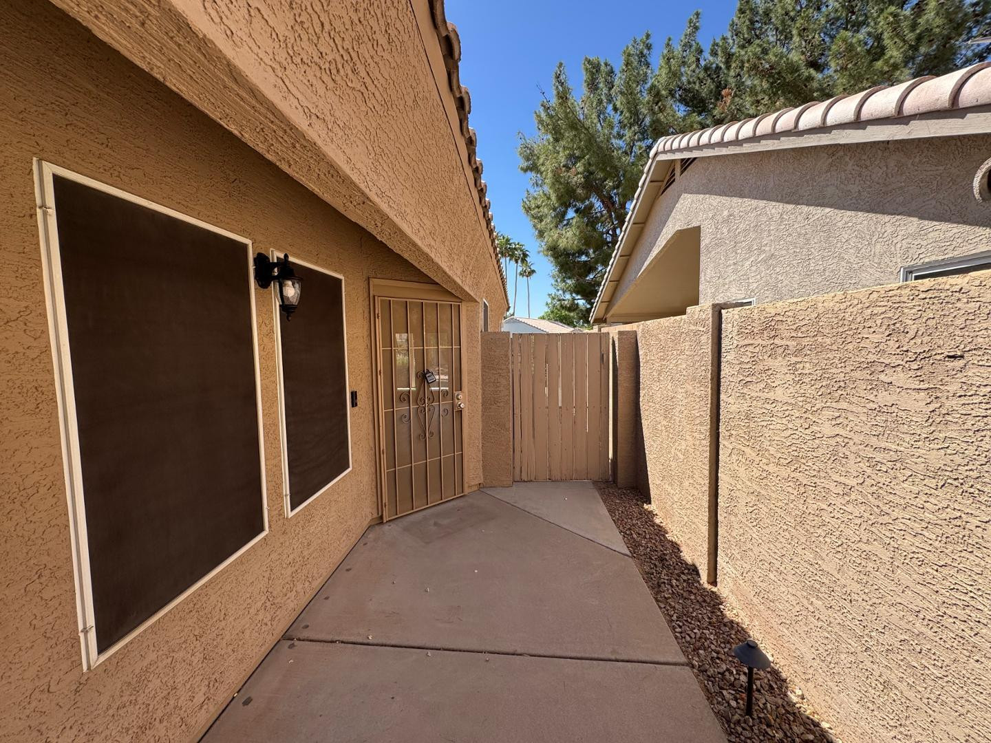 24 S Willow Creek Street