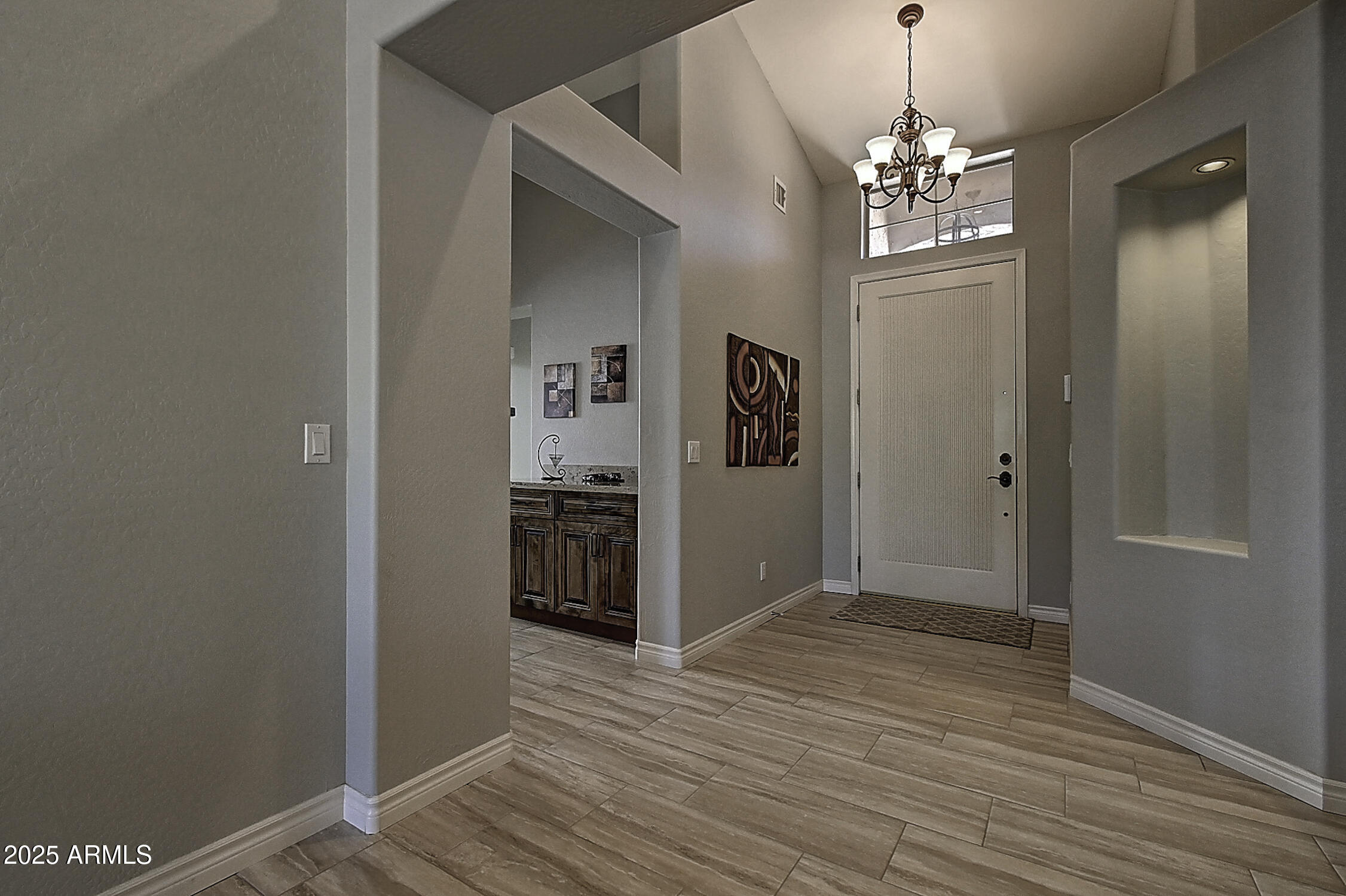 634 W GOLDFINCH Way