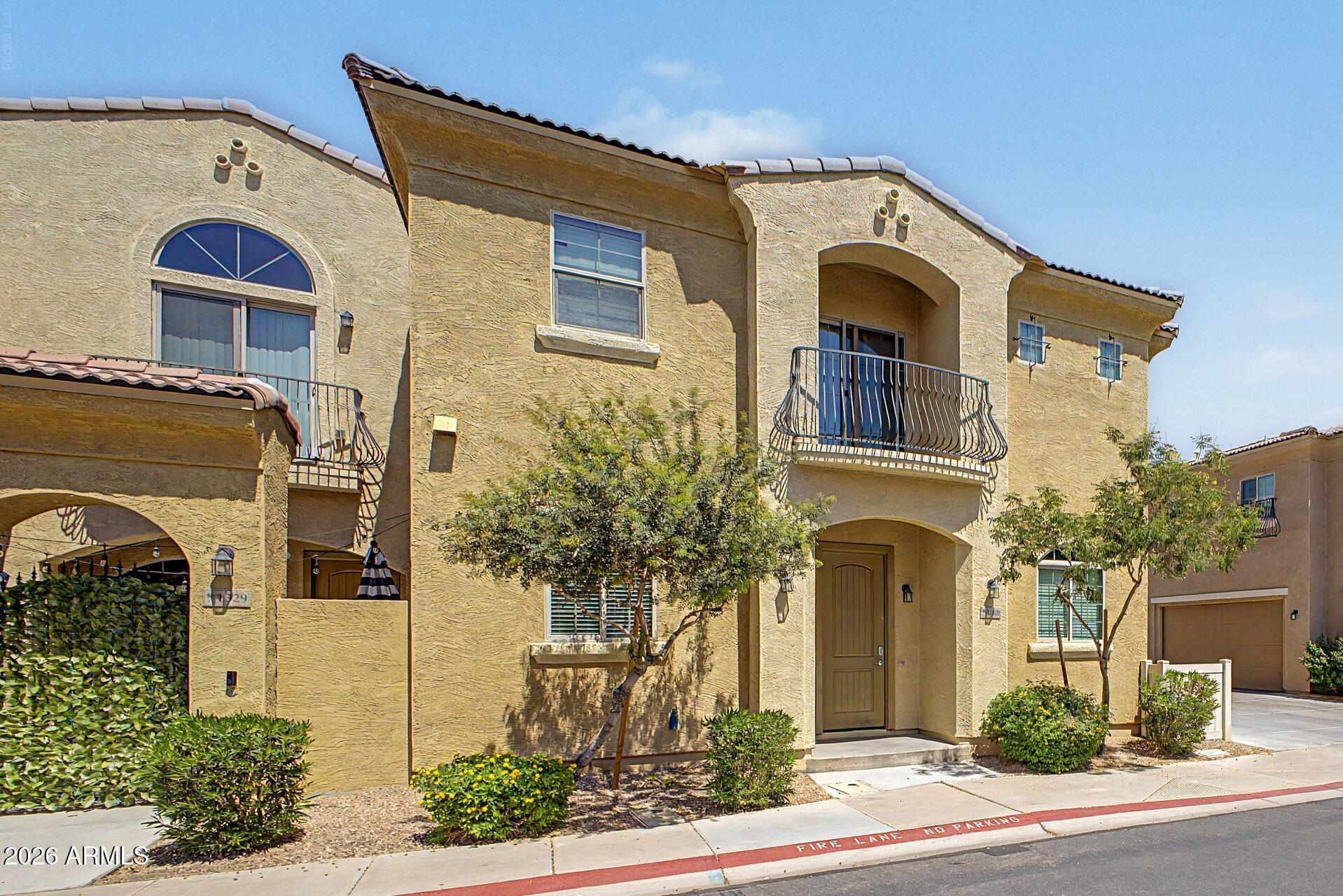 1367 S COUNTRY CLUB Drive 1328