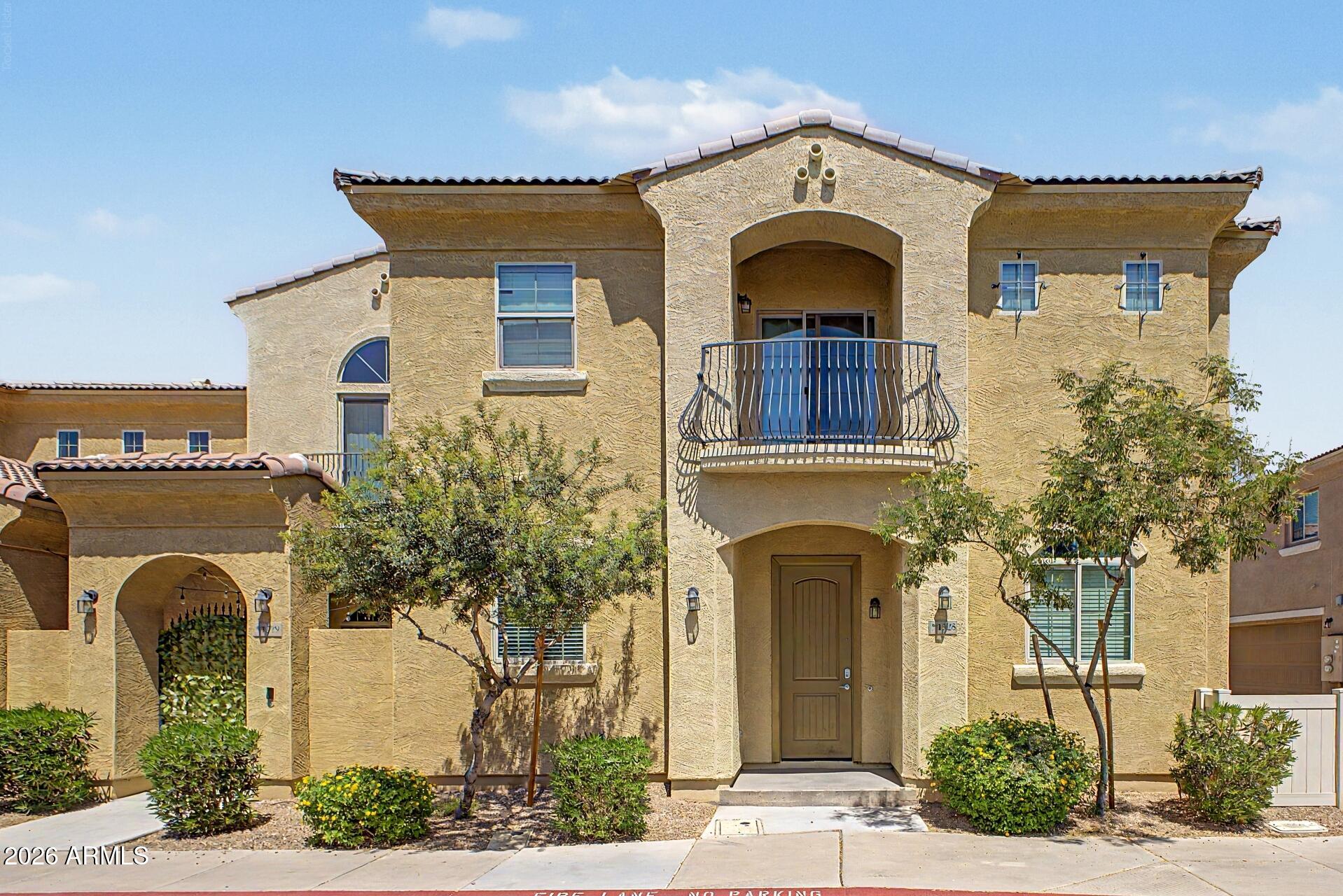 1367 S COUNTRY CLUB Drive 1328