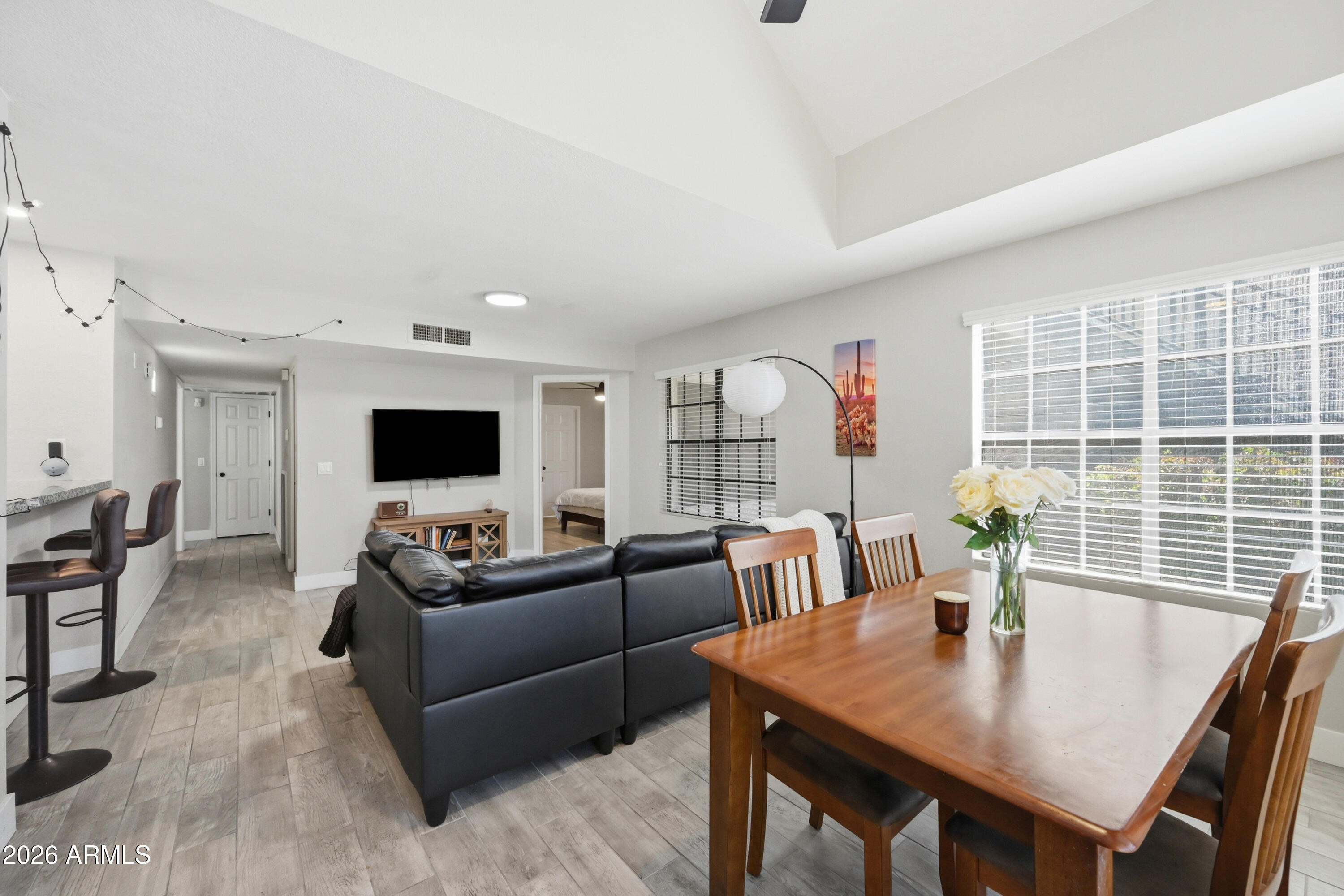 2333 E SOUTHERN Avenue 1073