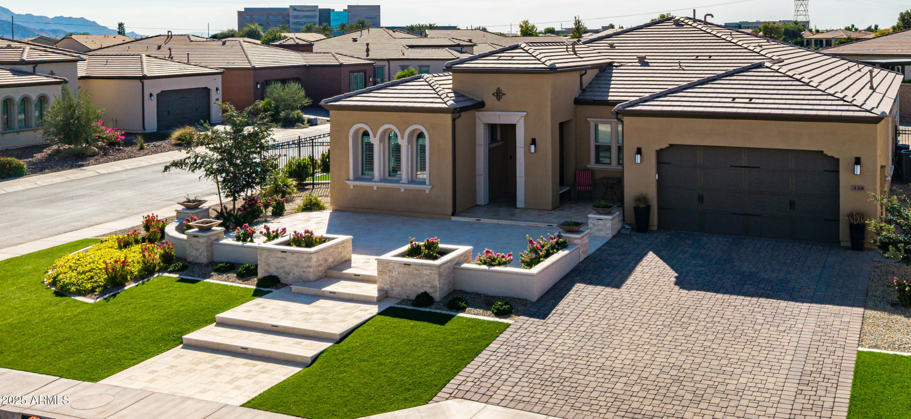 338 E BITTERCRESS Avenue