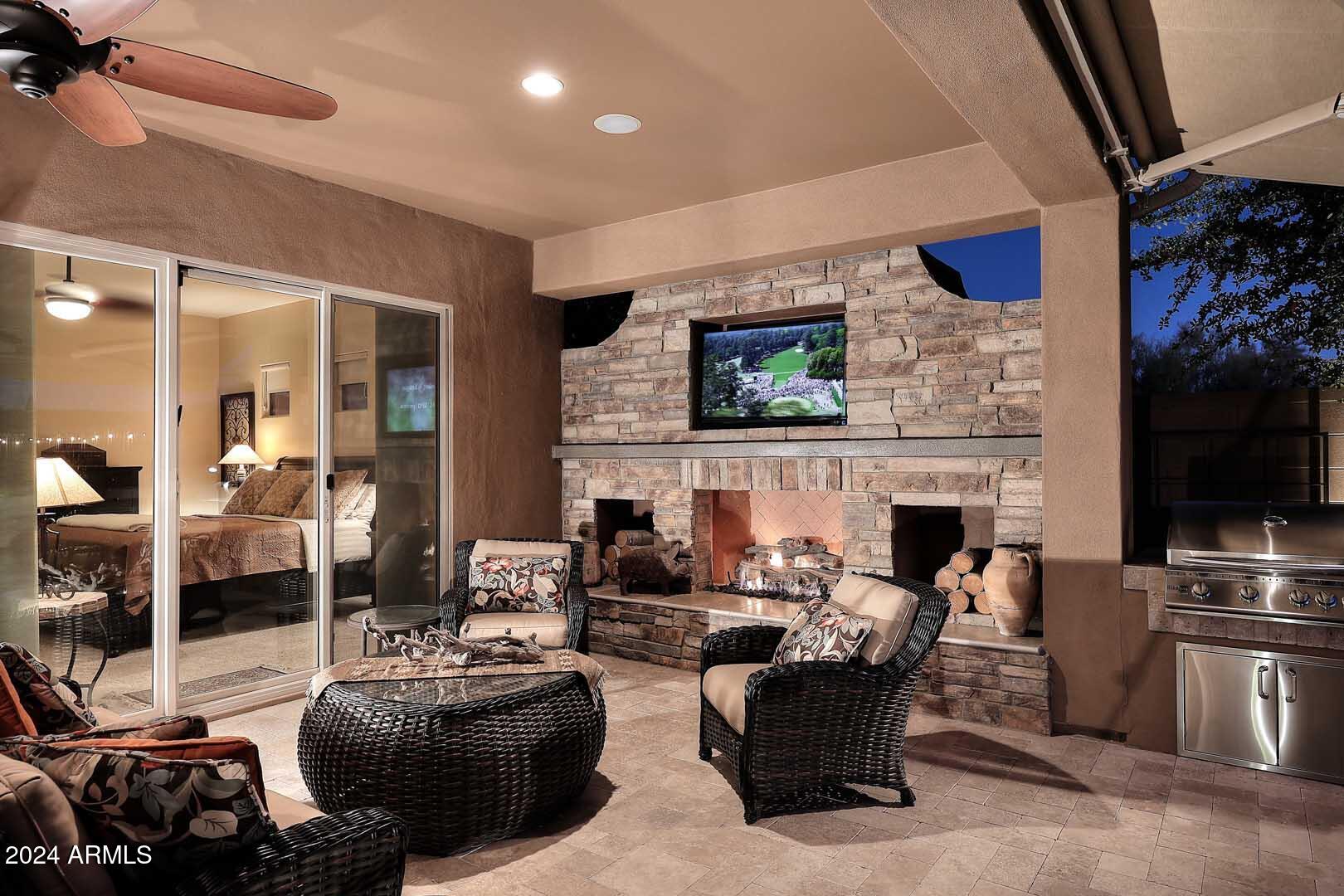 Cave Creek, Arizona 85331, United States, 3 Bedrooms Bedrooms, ,3 BathroomsBathrooms,Residential,Pending,21621