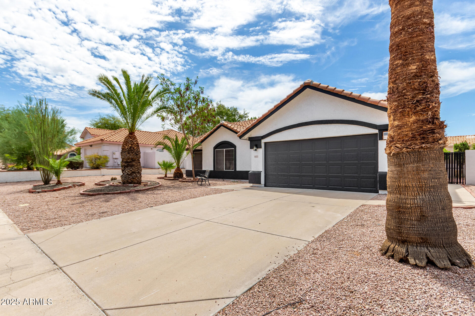 6621 E QUARTZ Street