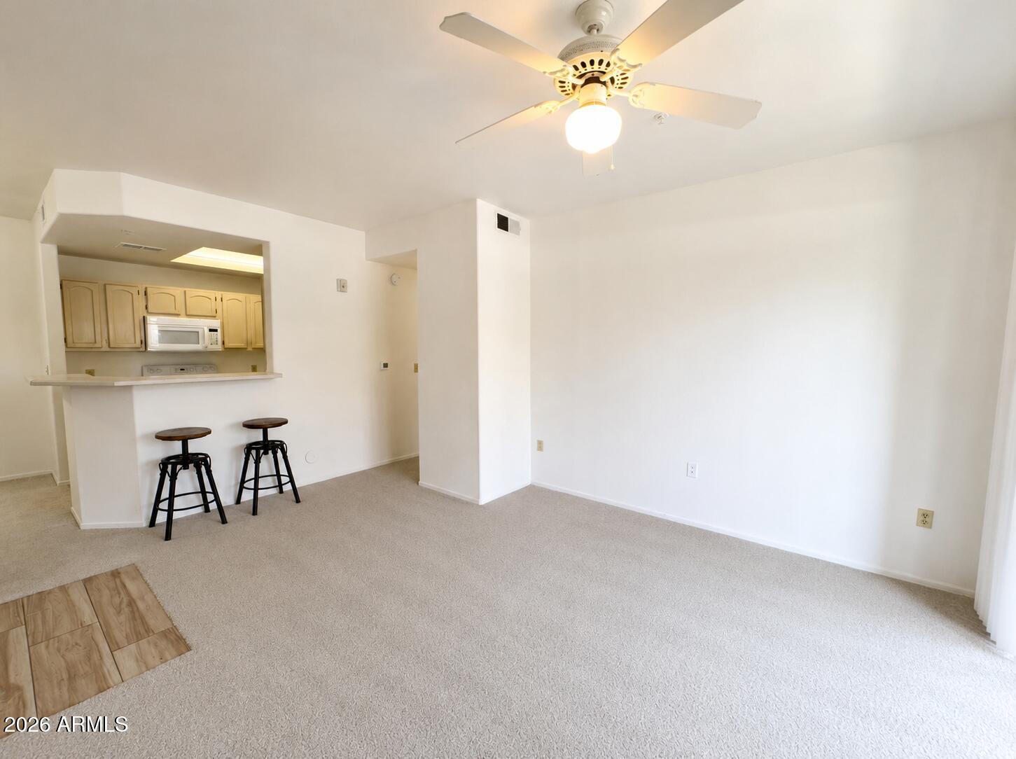 3830 E LAKEWOOD Parkway E 1075