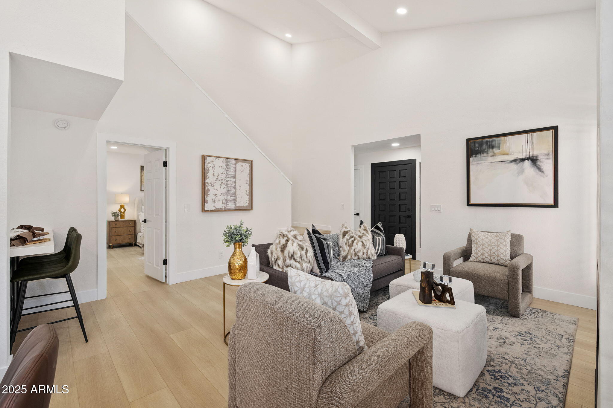 5640 E BELL Road 1081