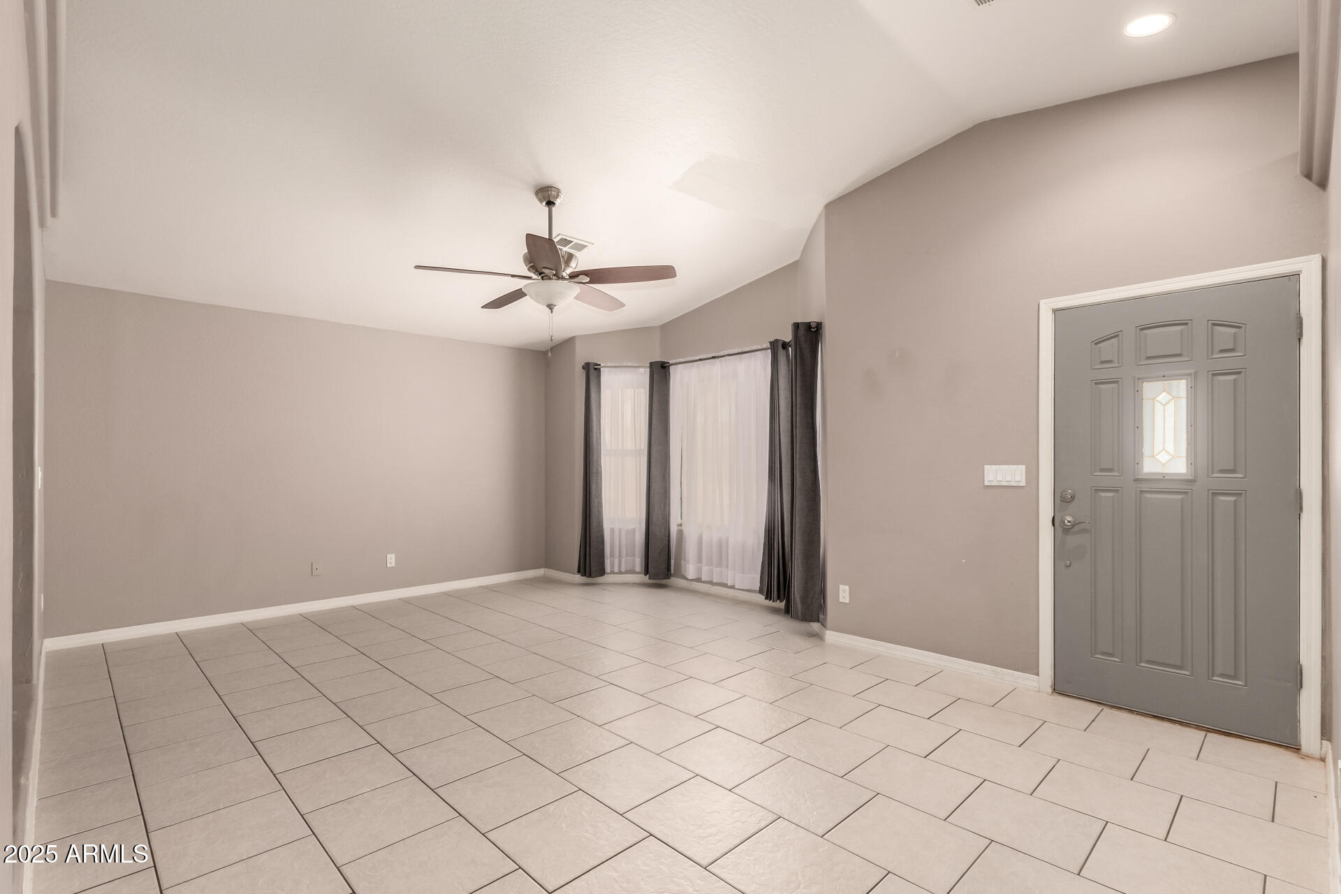 10032 W DEVONSHIRE Drive