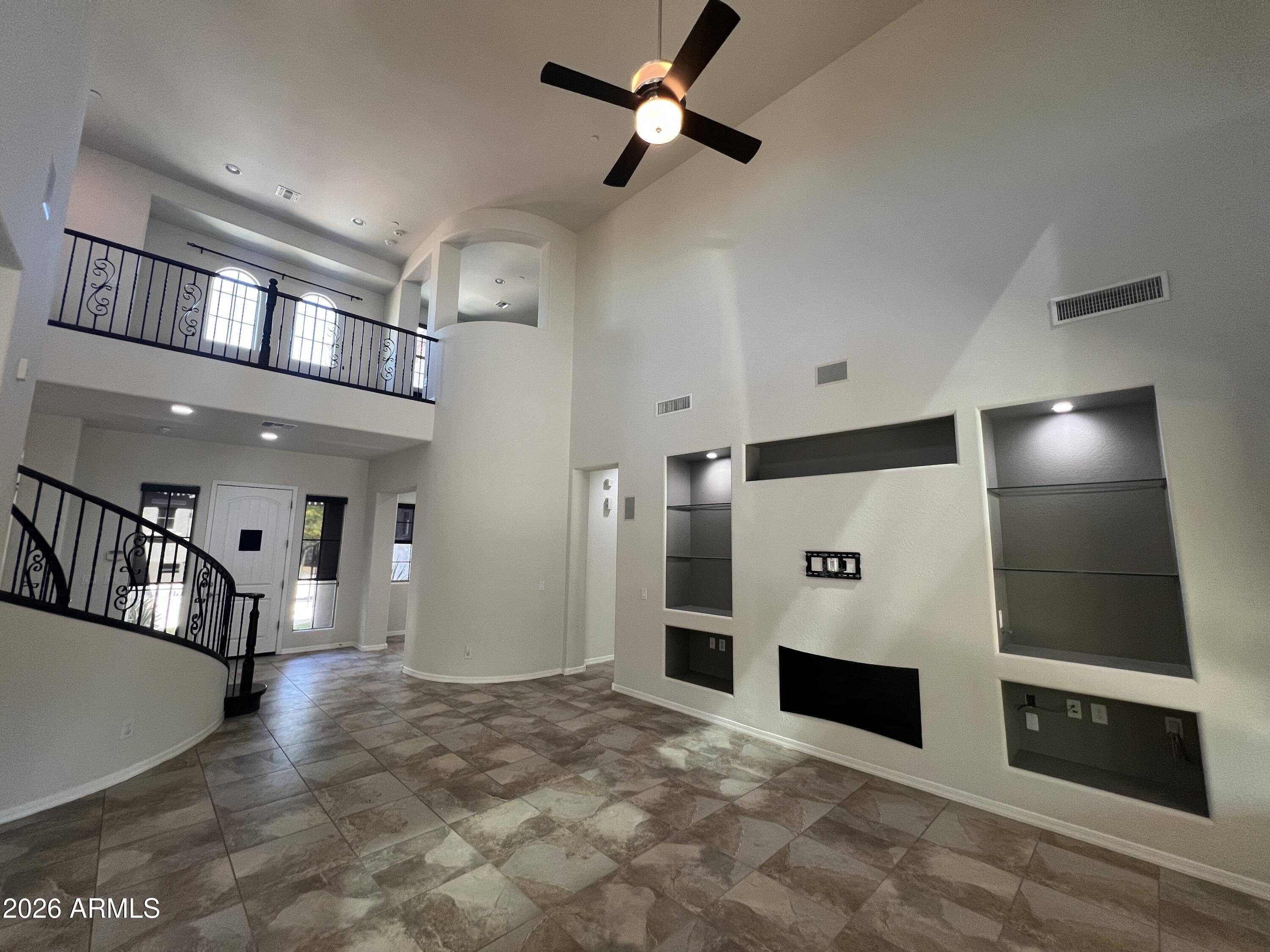 1630 W BLAYLOCK Drive