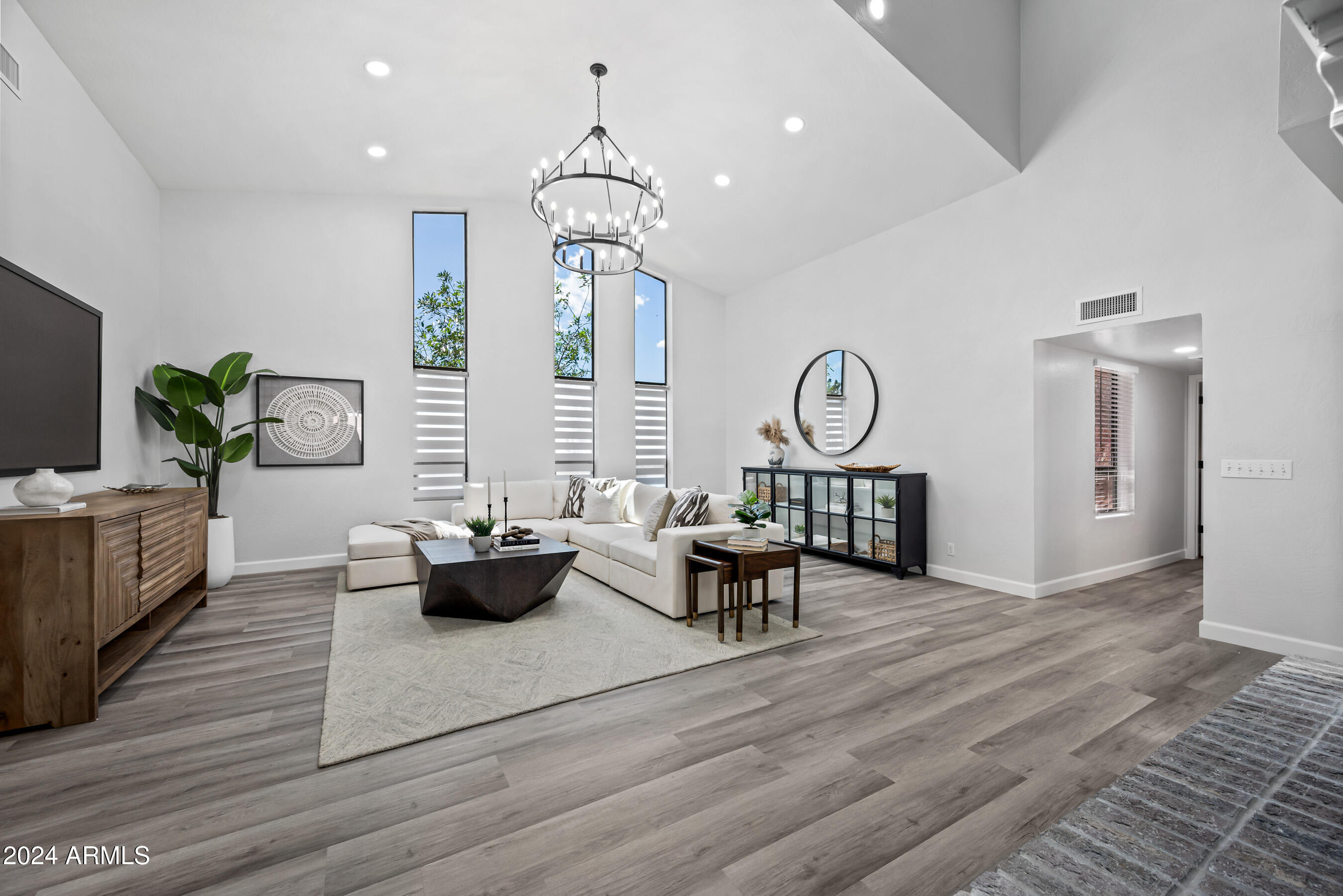 394 E REDFIELD Road