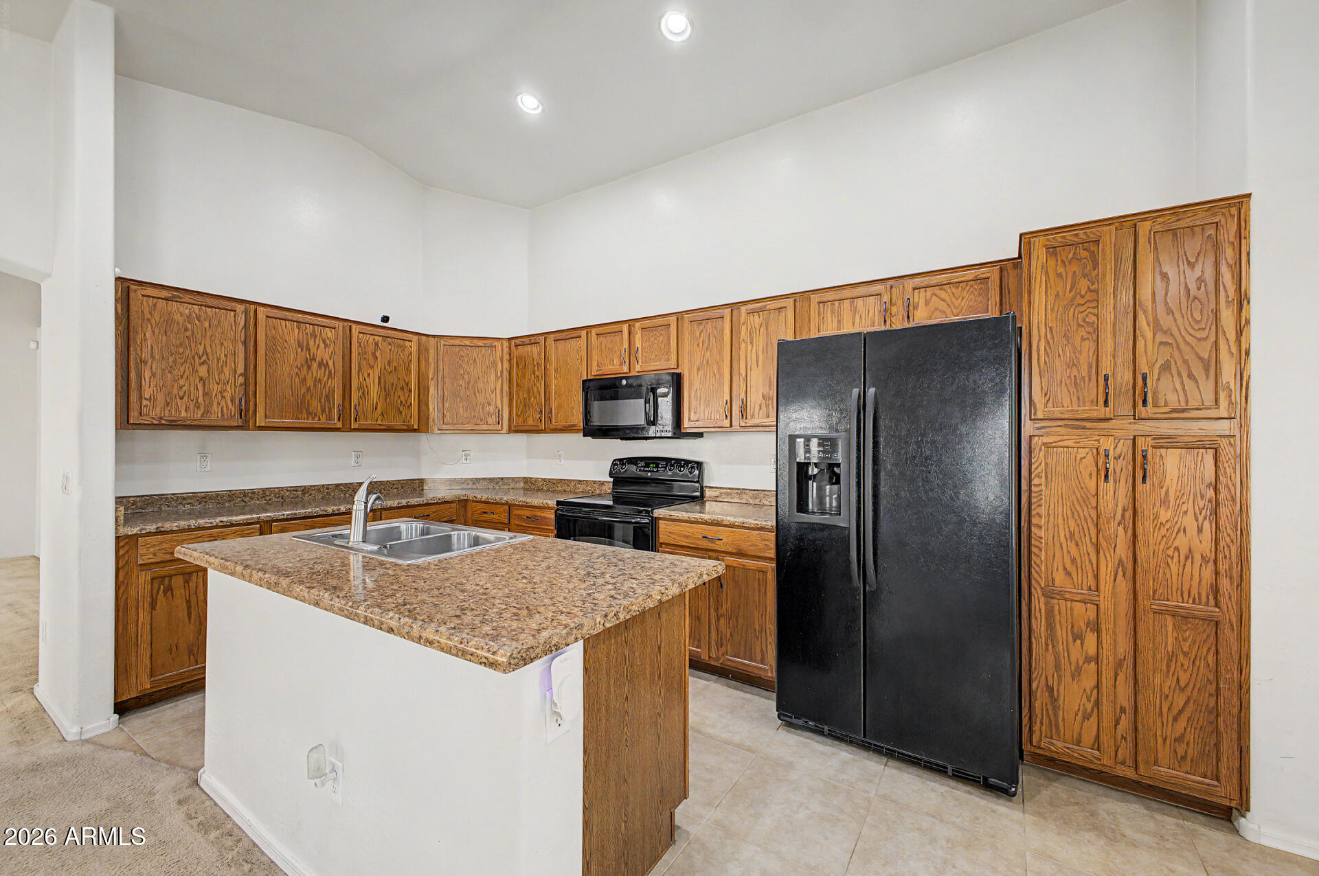 SIERRA COLINA - Residential