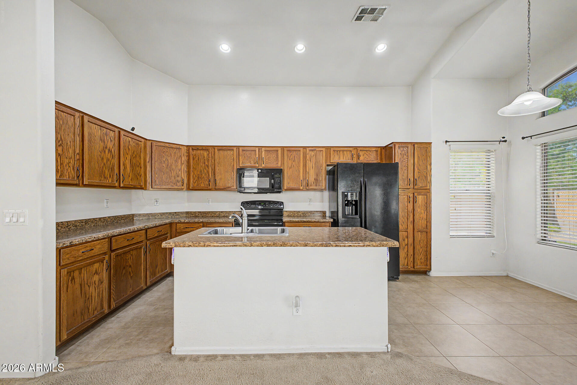 SIERRA COLINA - Residential