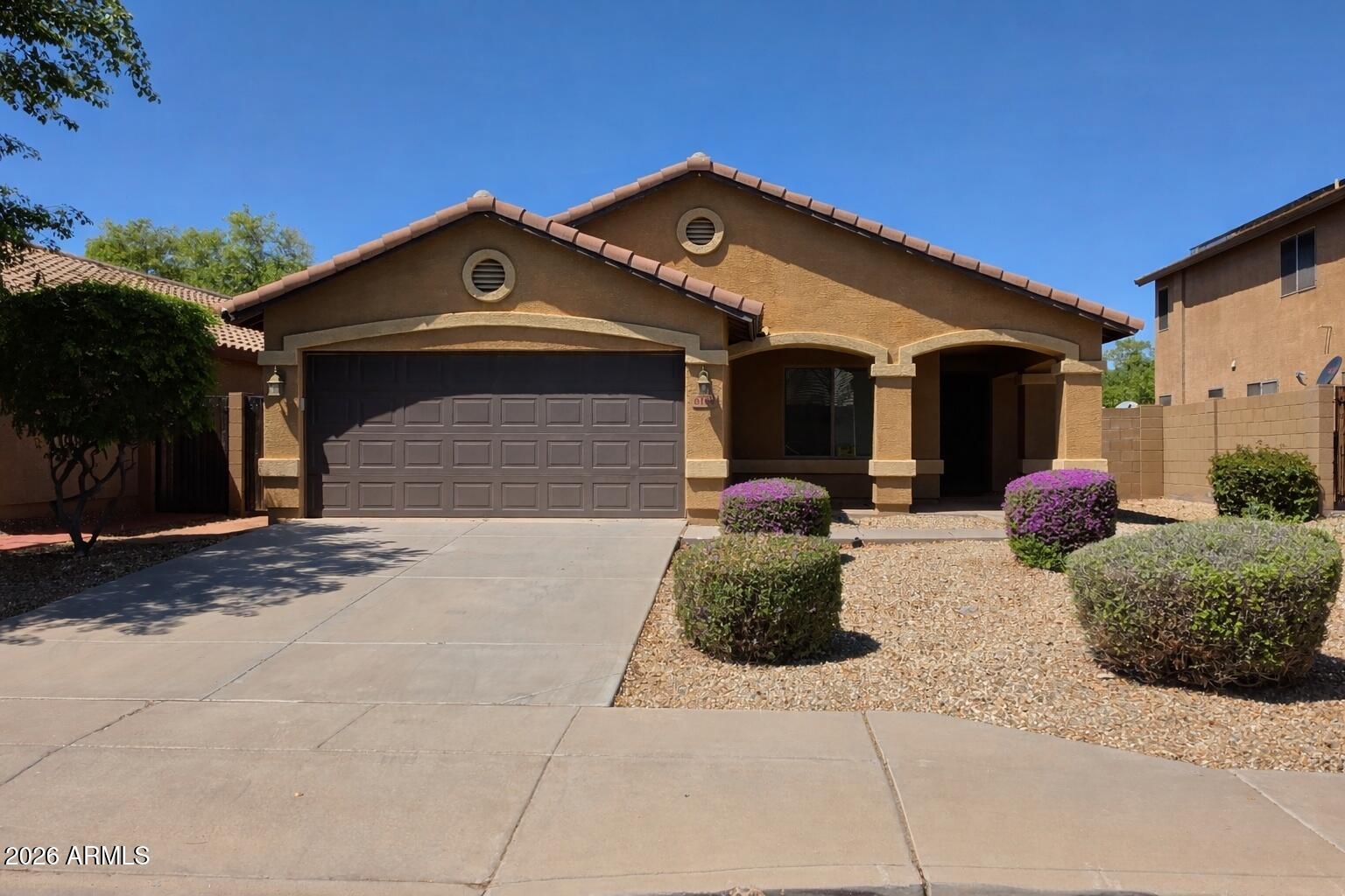 SIERRA COLINA - Residential