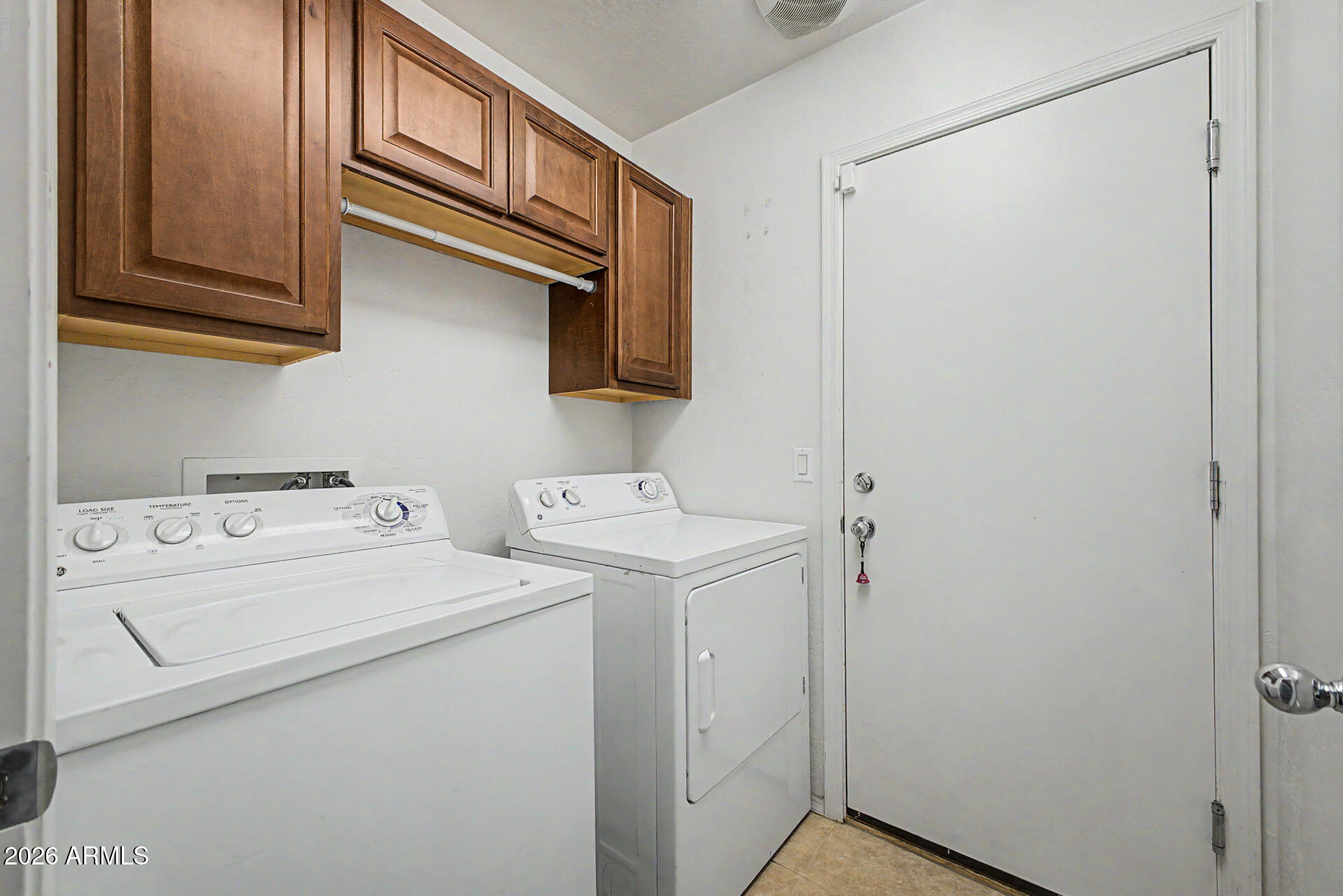 SIERRA COLINA - Residential