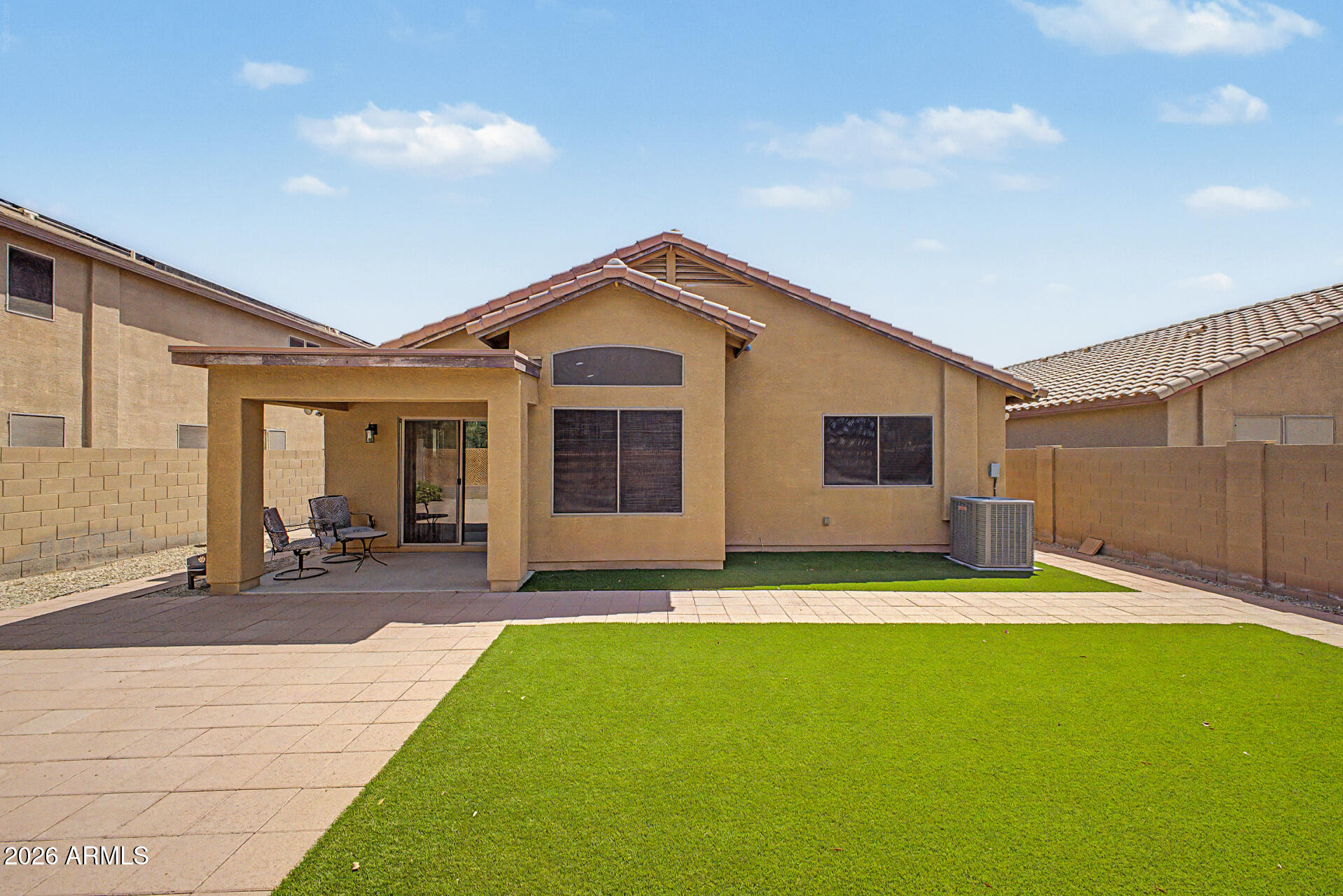 SIERRA COLINA - Residential