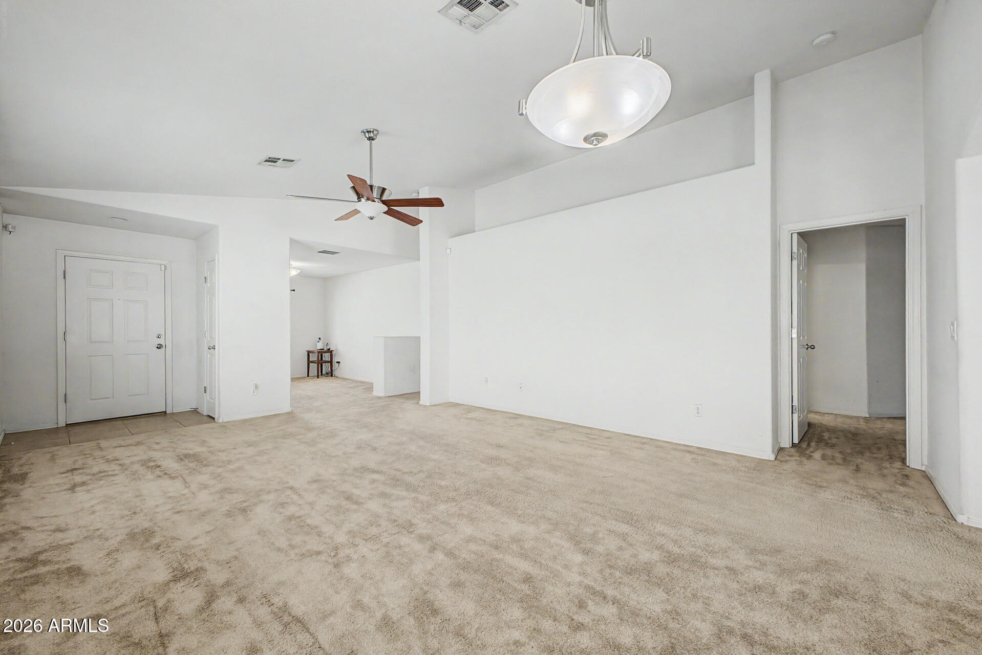 SIERRA COLINA - Residential