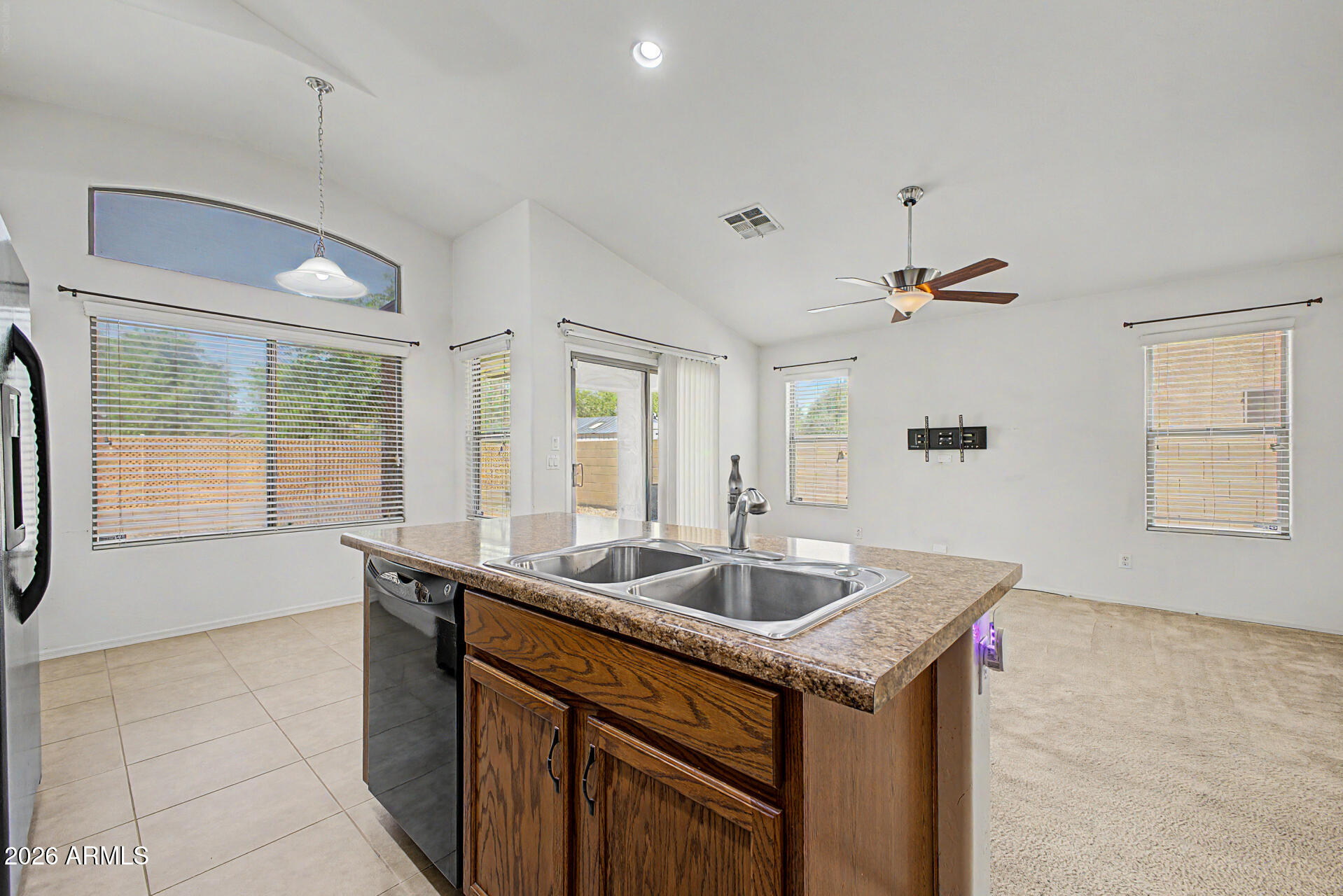 SIERRA COLINA - Residential