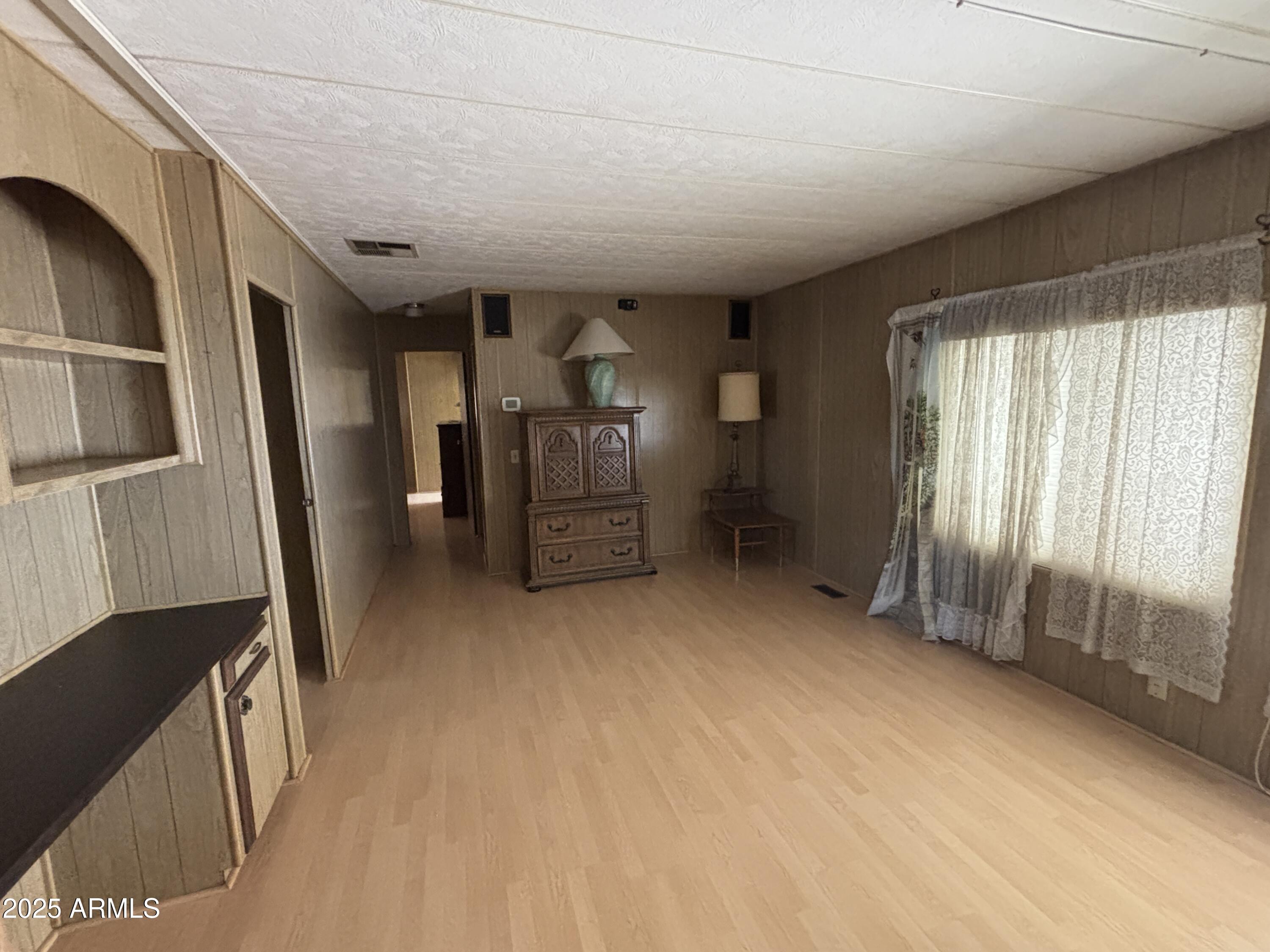 4065 E University Drive 287