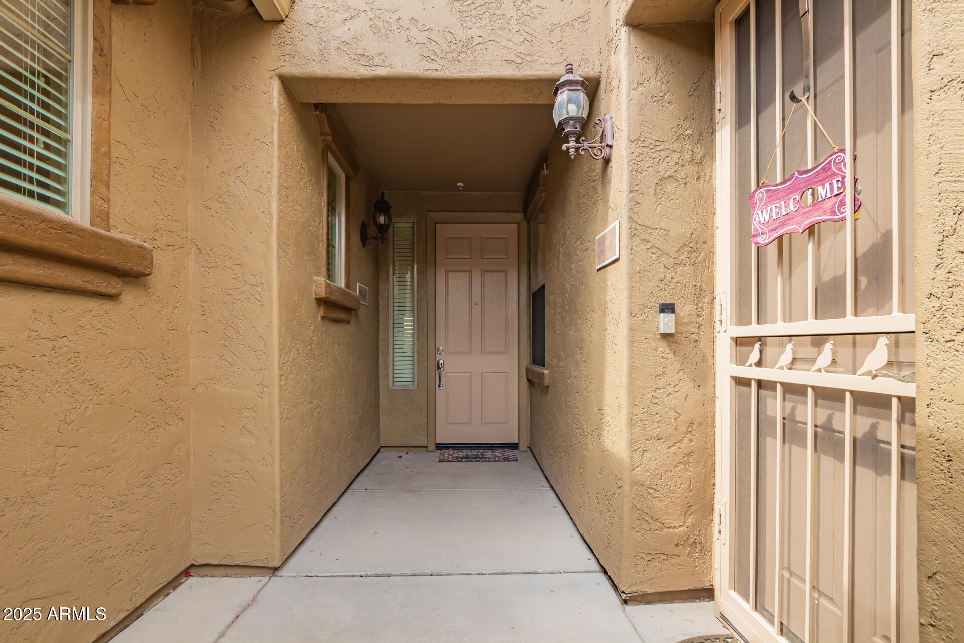1945 W DESERT VISTA Trail 77