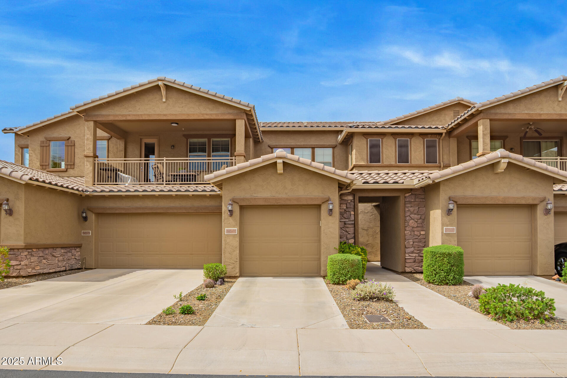 1945 W DESERT VISTA Trail 77