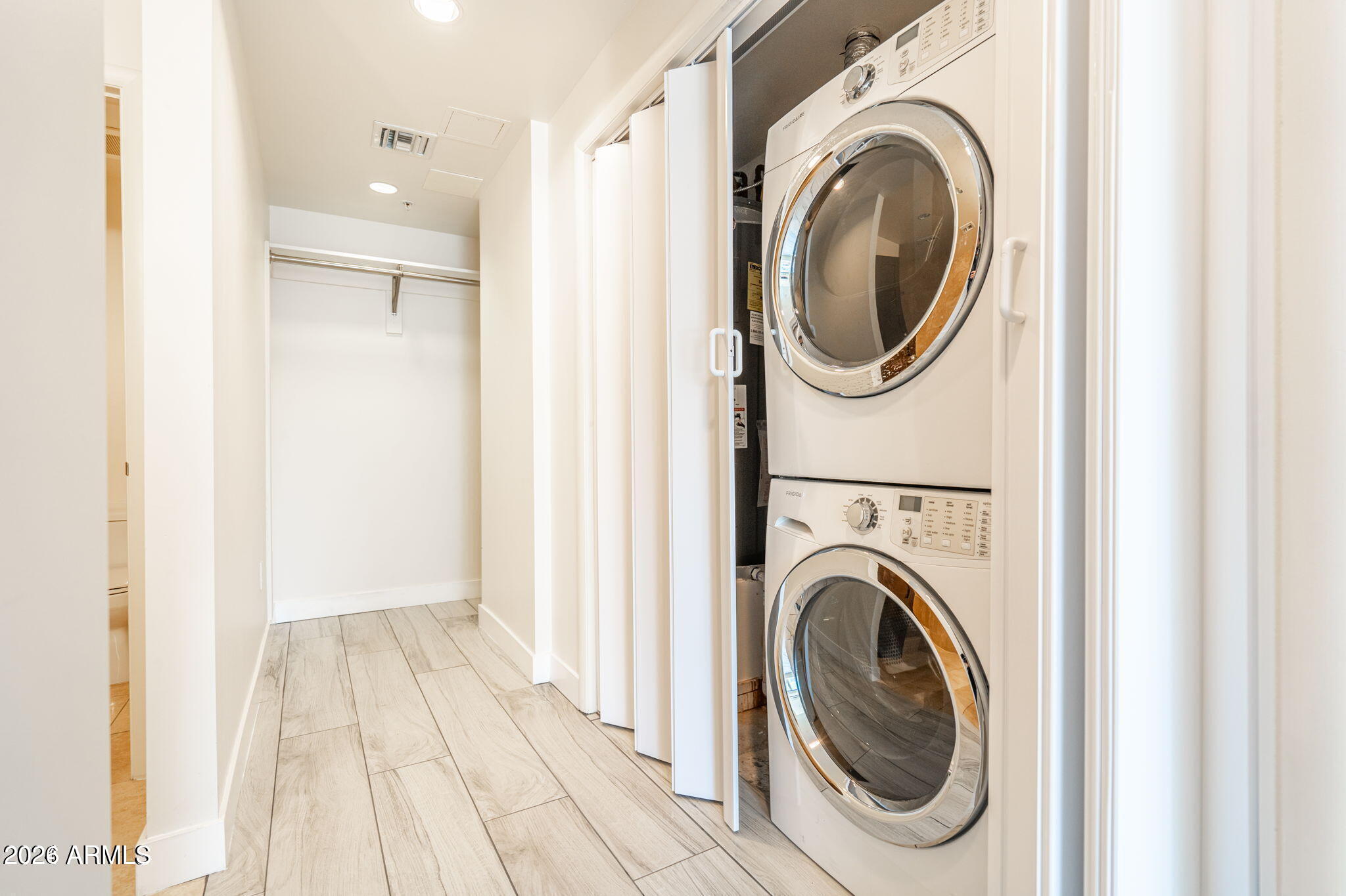MCKINLEY CONDOMINIUMS AMD - Residential