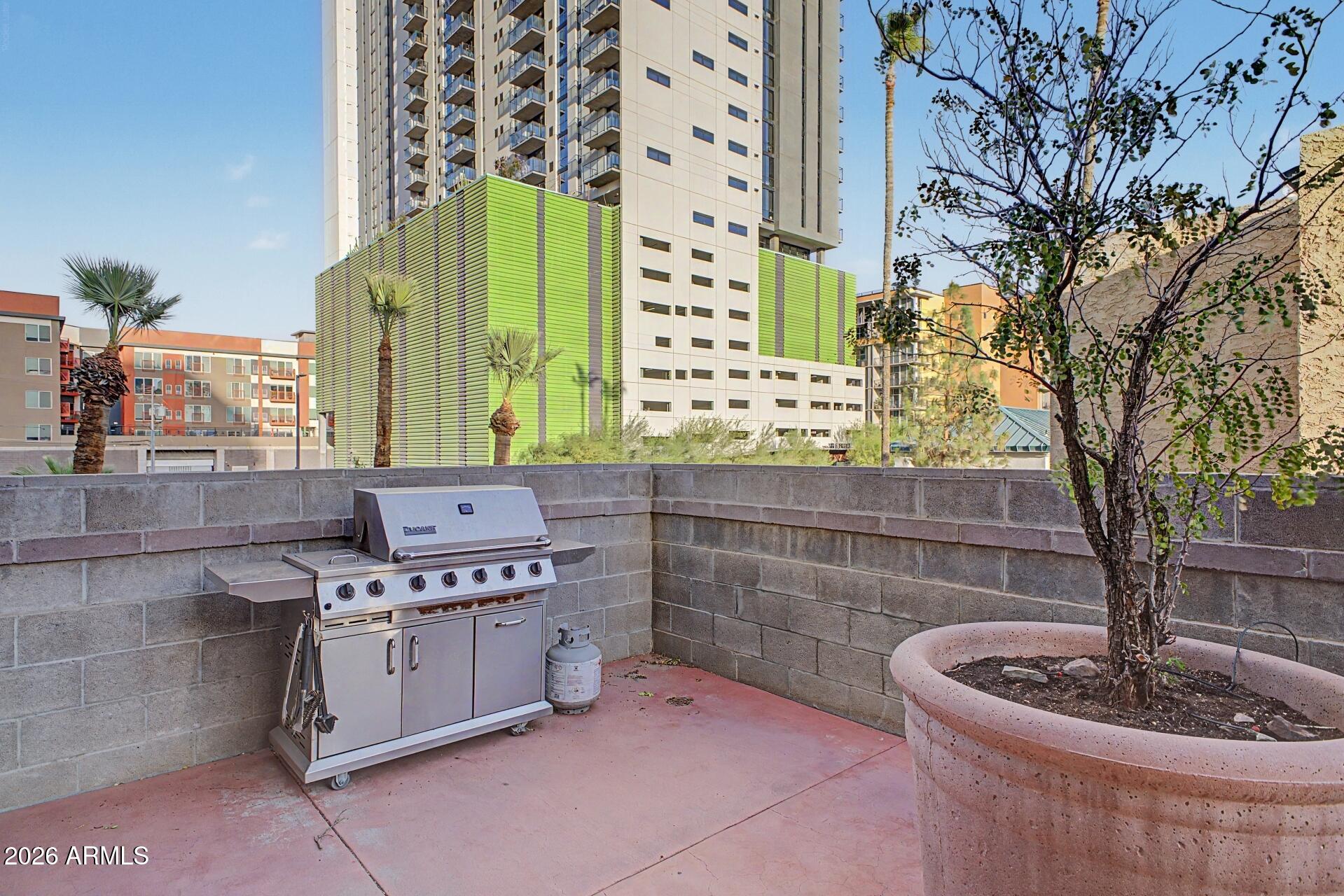 MCKINLEY CONDOMINIUMS AMD - Residential