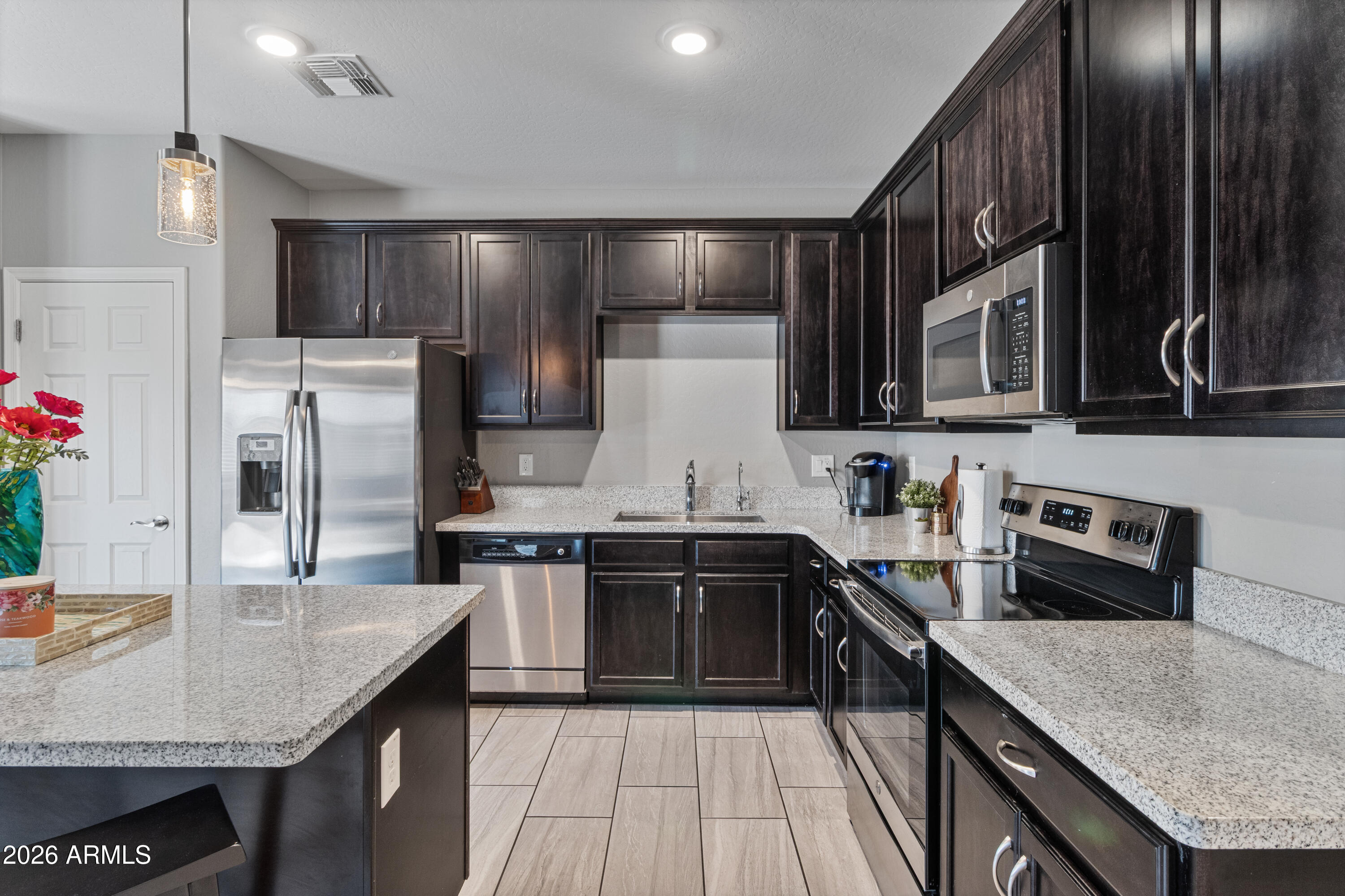 4079 W WINSTON Drive