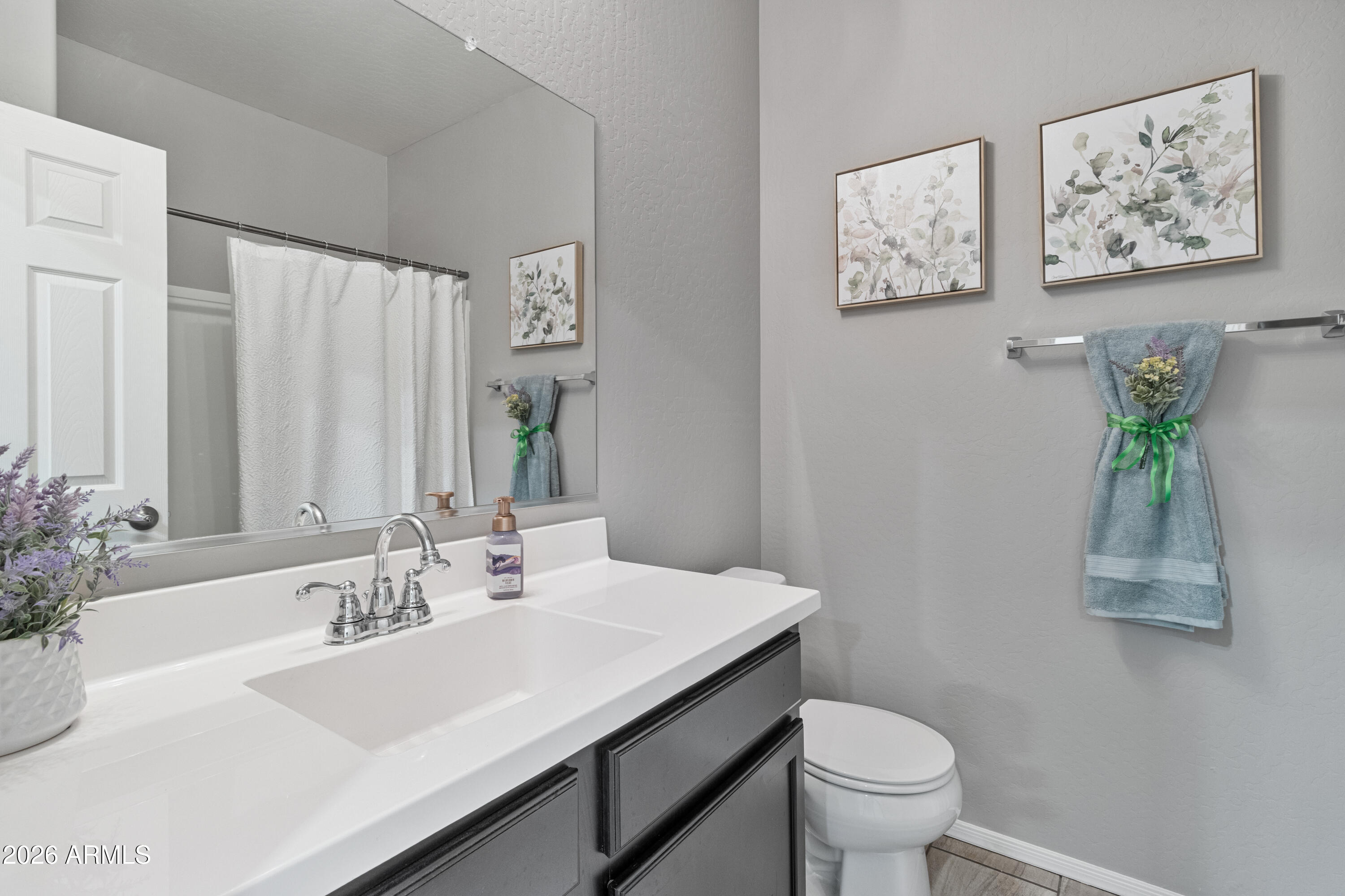 4079 W WINSTON Drive