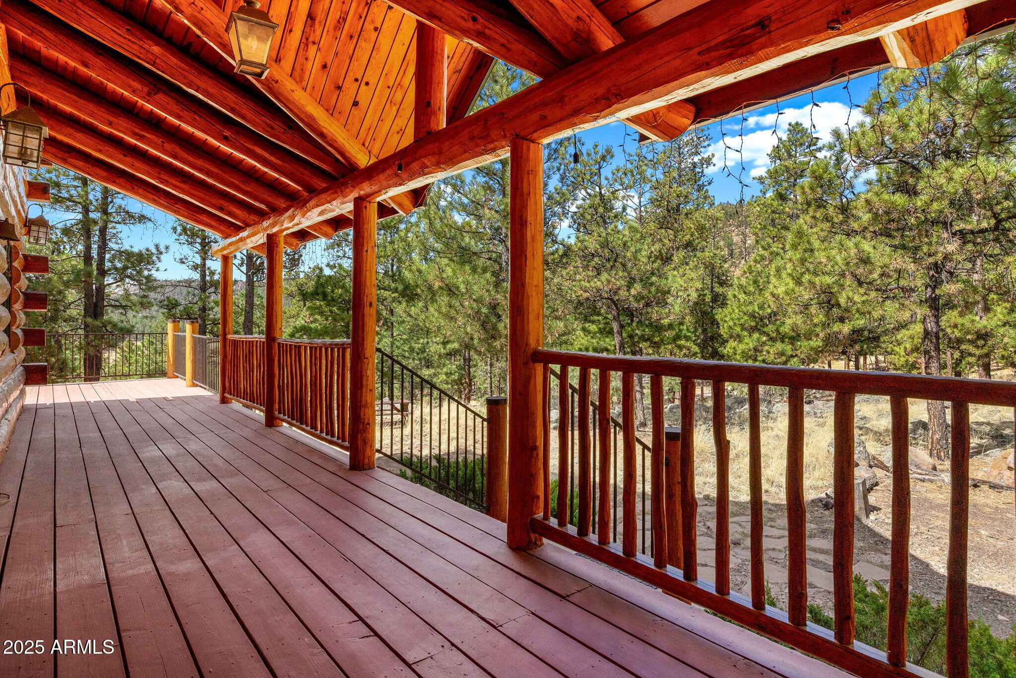 56 E COUNTY ROAD N1072 --