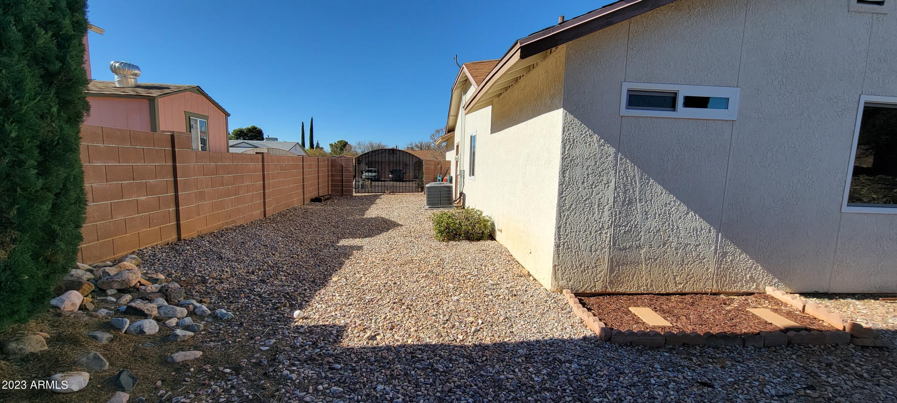 TRACT UNIT 115 AMD - Residential