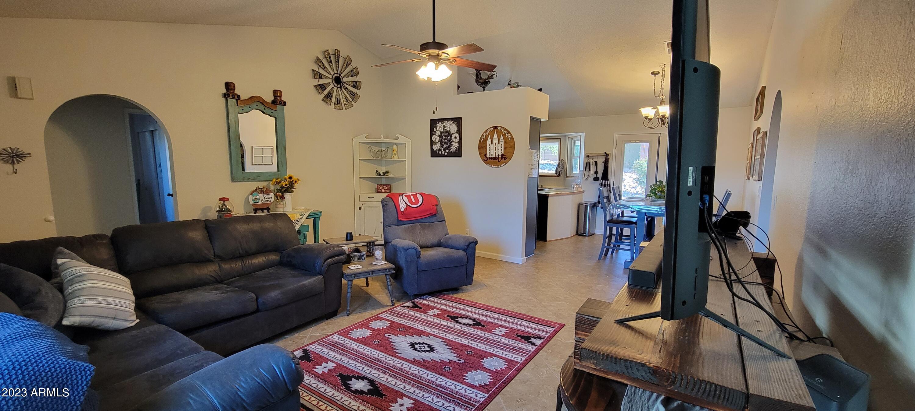 TRACT UNIT 115 AMD - Residential