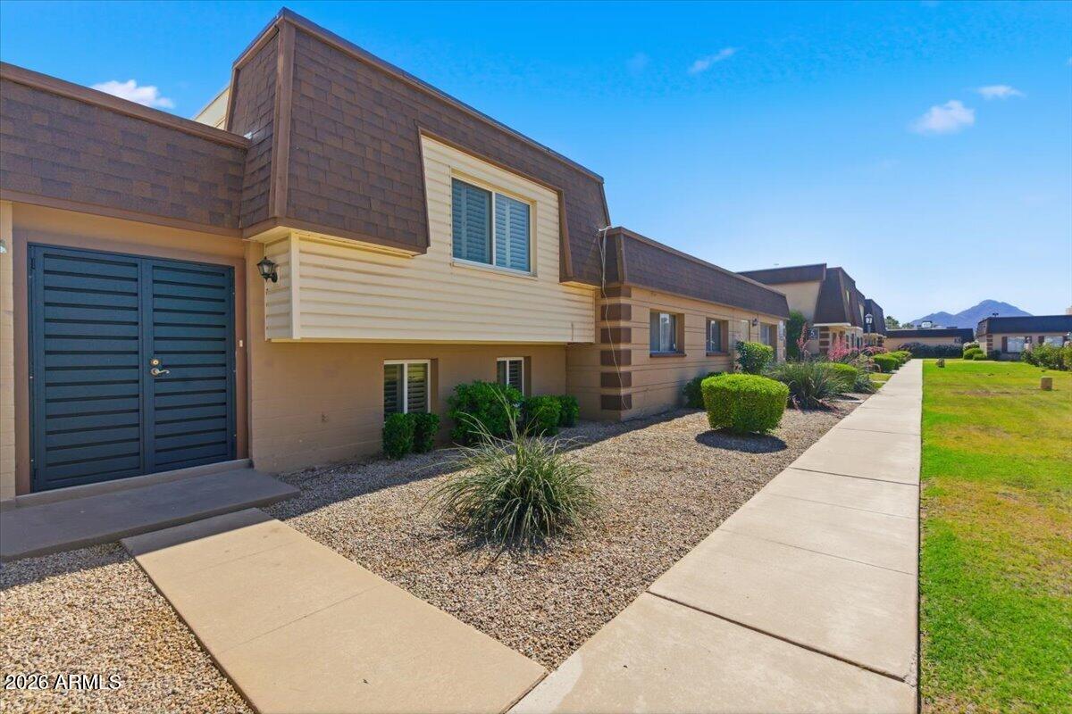 5085 N GRANITE REEF Road