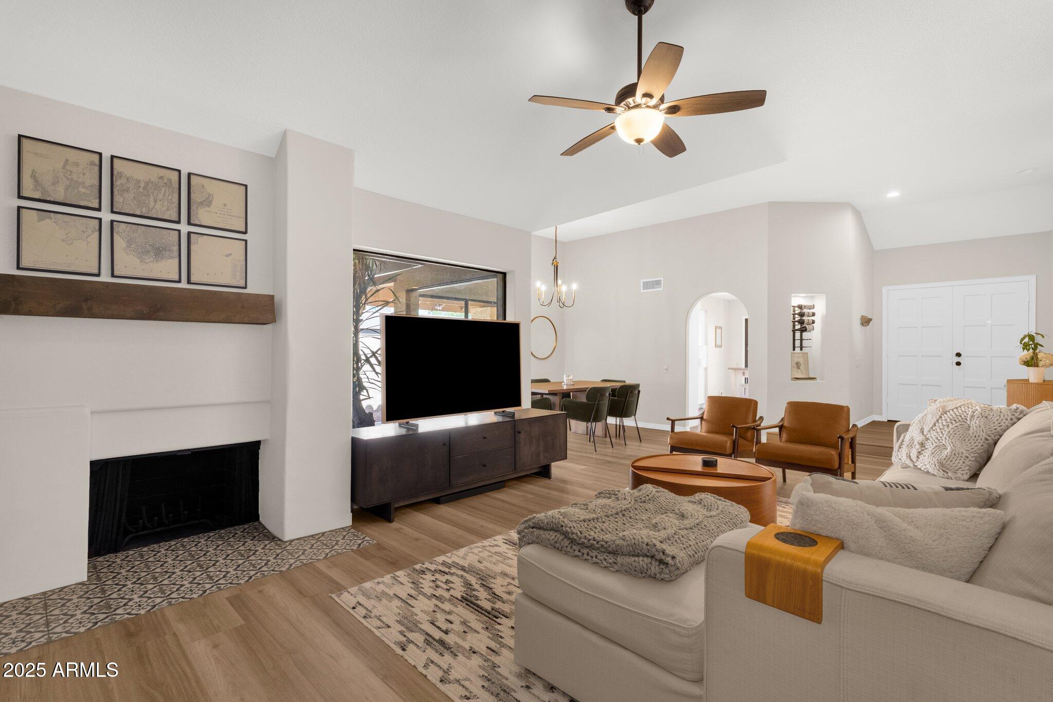 Homes 4 10021 E SUNNYSLOPE Lane