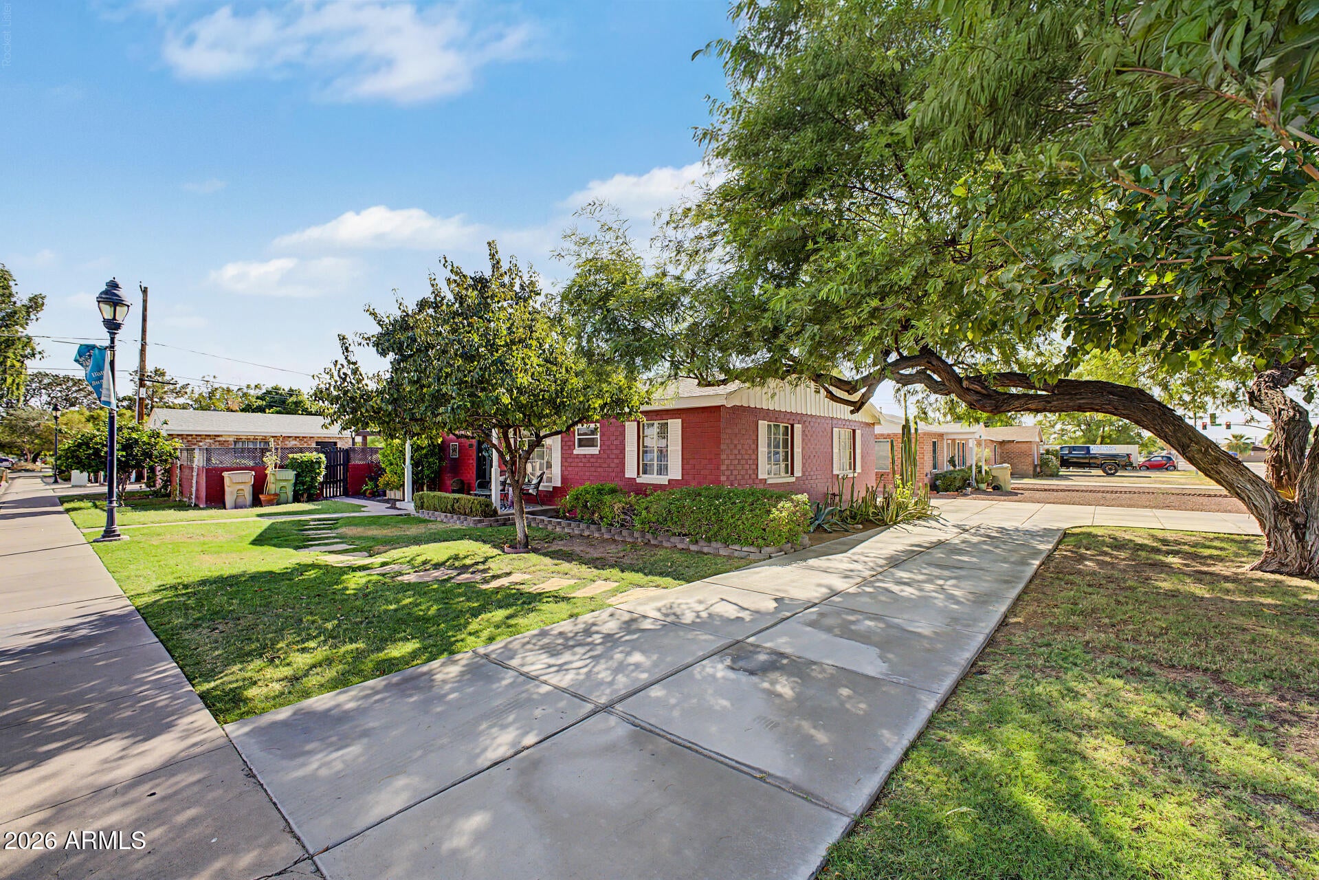 7420 N 58th Drive