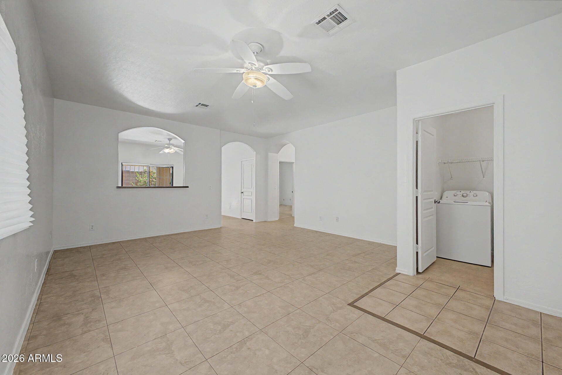 823 W LYDIA Lane