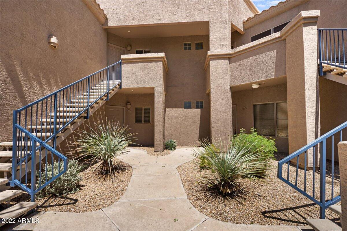 11680 E SAHUARO Drive 1023