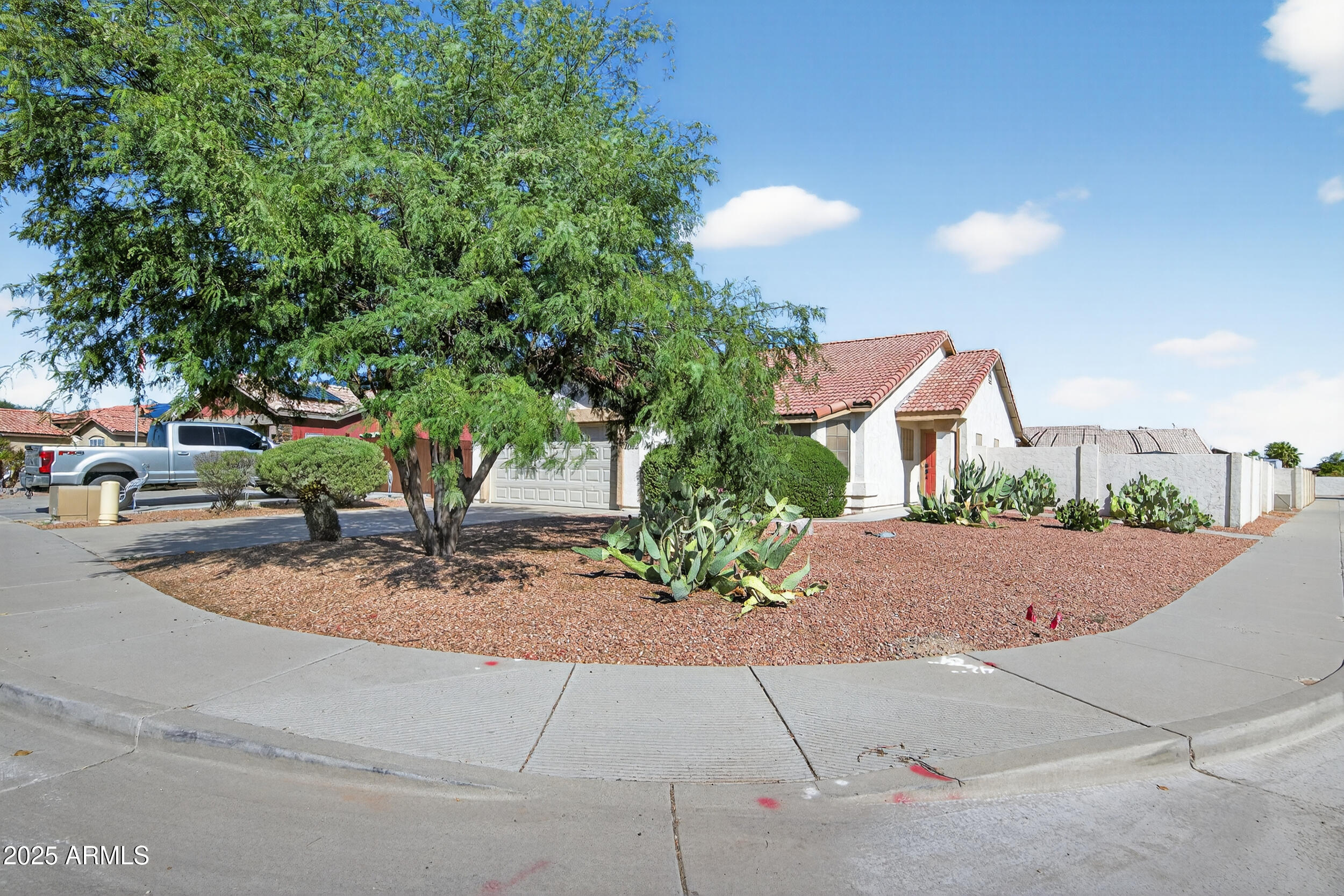 1682 E Kielly Lane