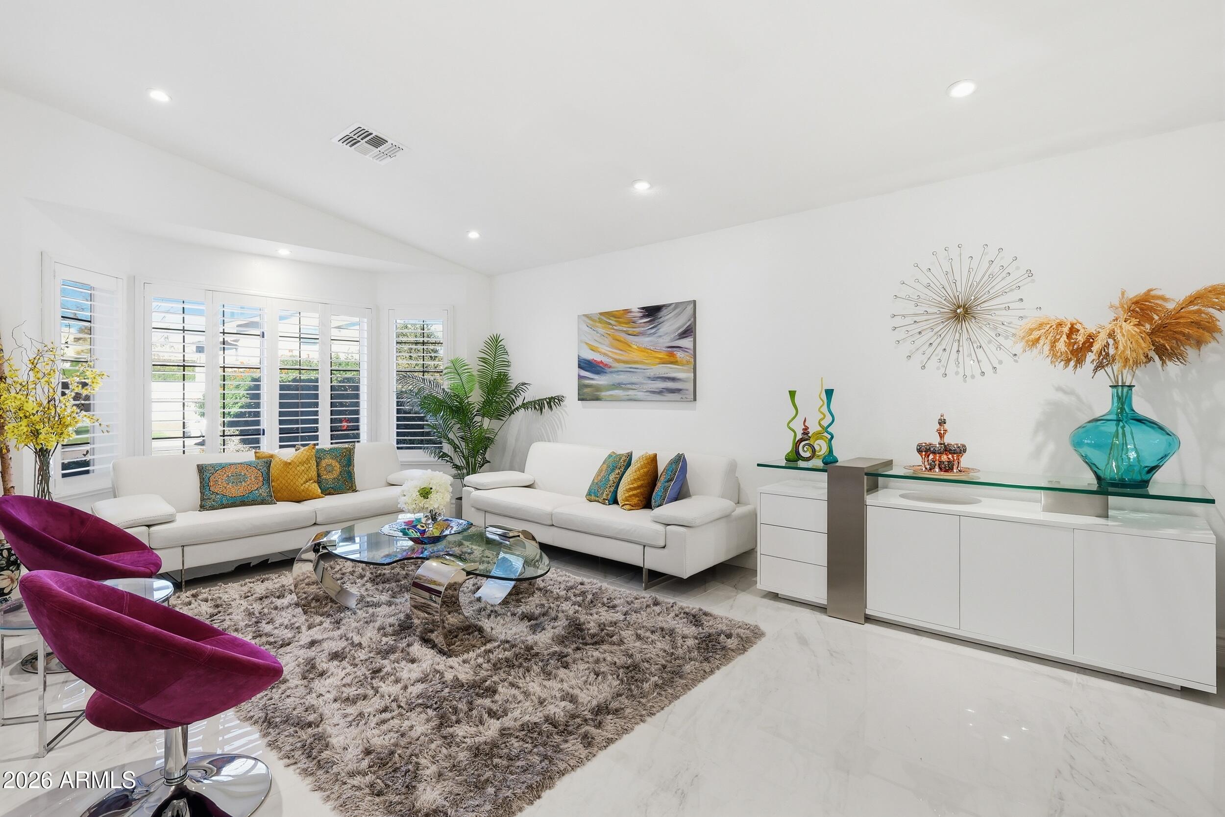 4553 E CAROLINA Drive